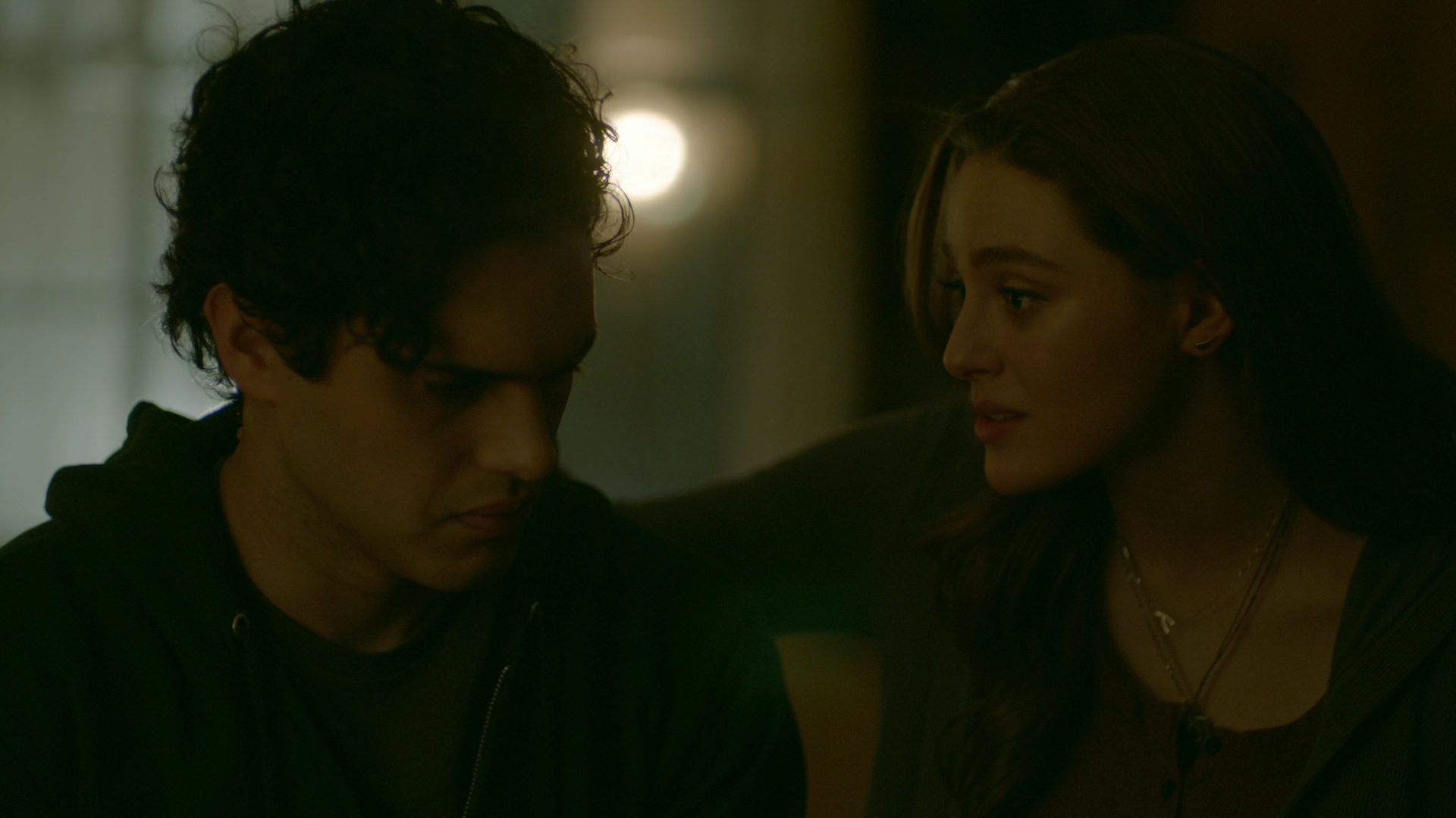 VampireDiariesWorld-dot-nl_Legacies1x08MaybeIShouldStartFromTheEnd01367.jpg