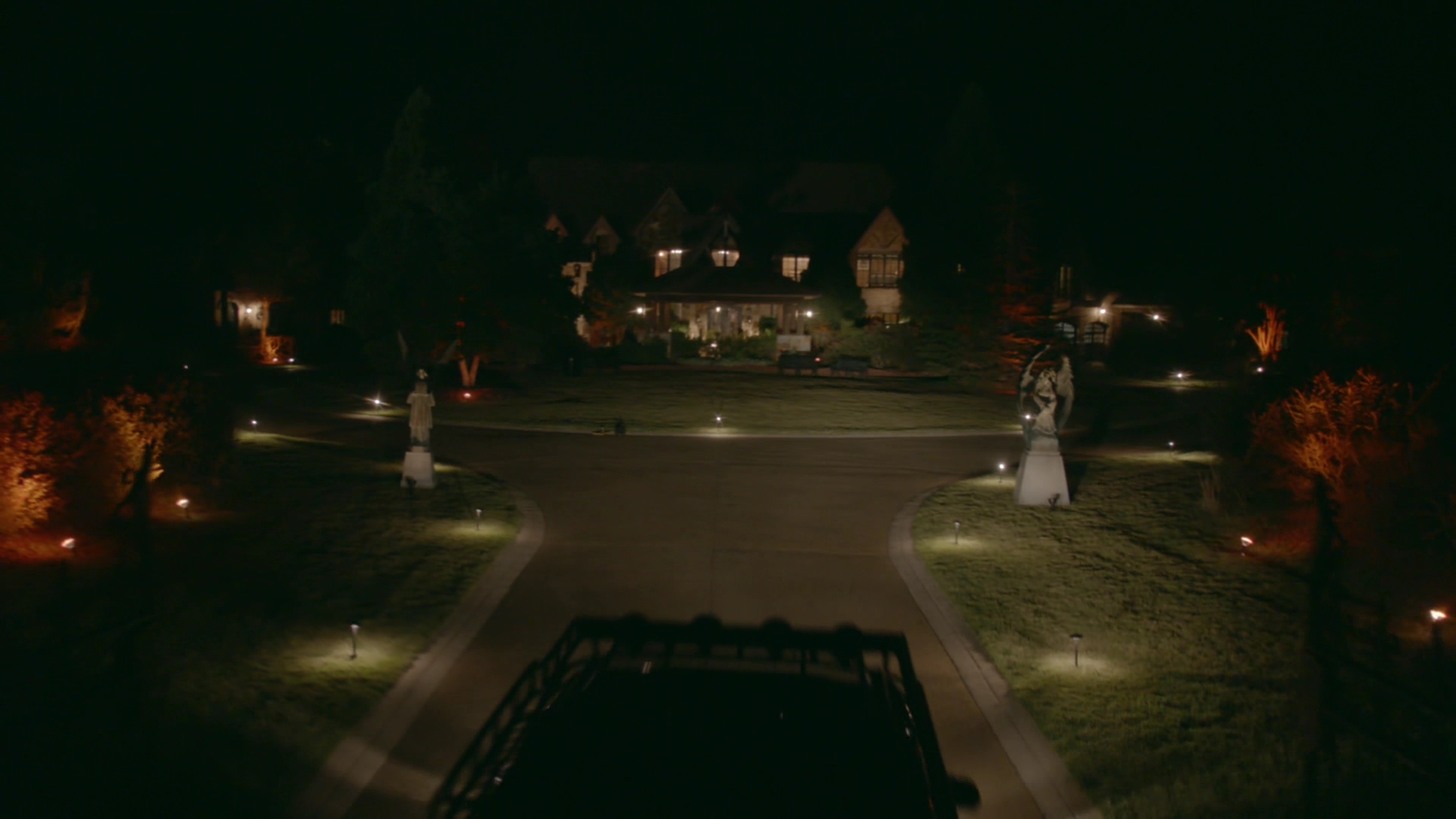 VampireDiariesWorld-dot-nl_Legacies1x08MaybeIShouldStartFromTheEnd02164.jpg
