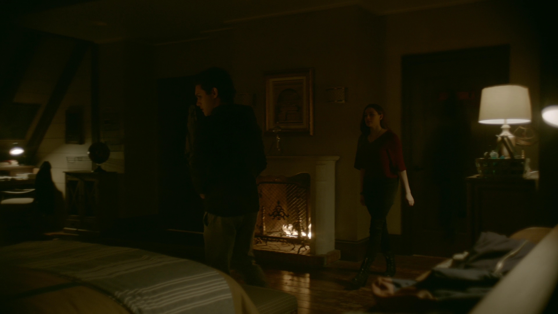 VampireDiariesWorld-dot-nl_Legacies1x08MaybeIShouldStartFromTheEnd02189.jpg