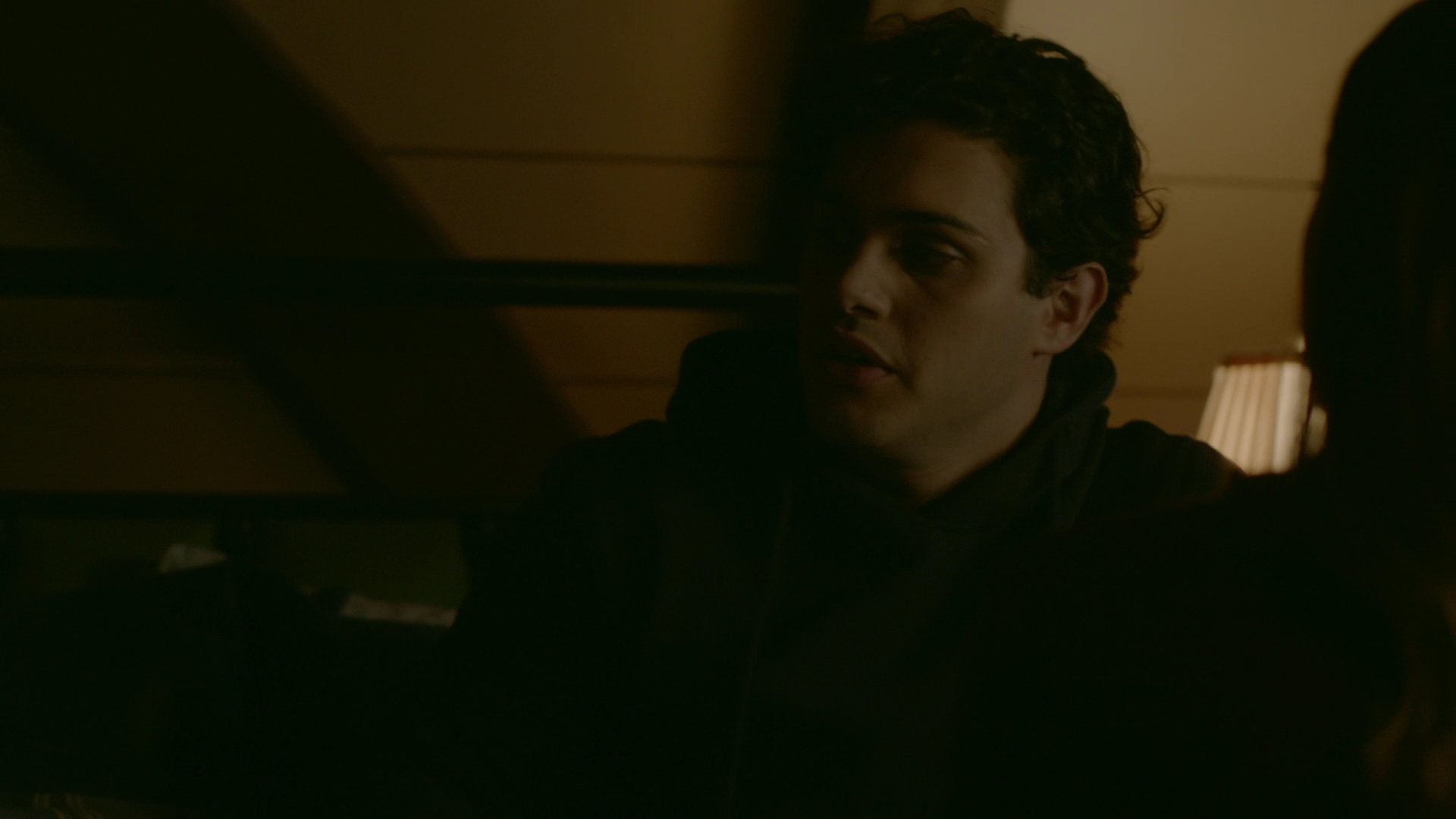VampireDiariesWorld-dot-nl_Legacies1x08MaybeIShouldStartFromTheEnd02198.jpg