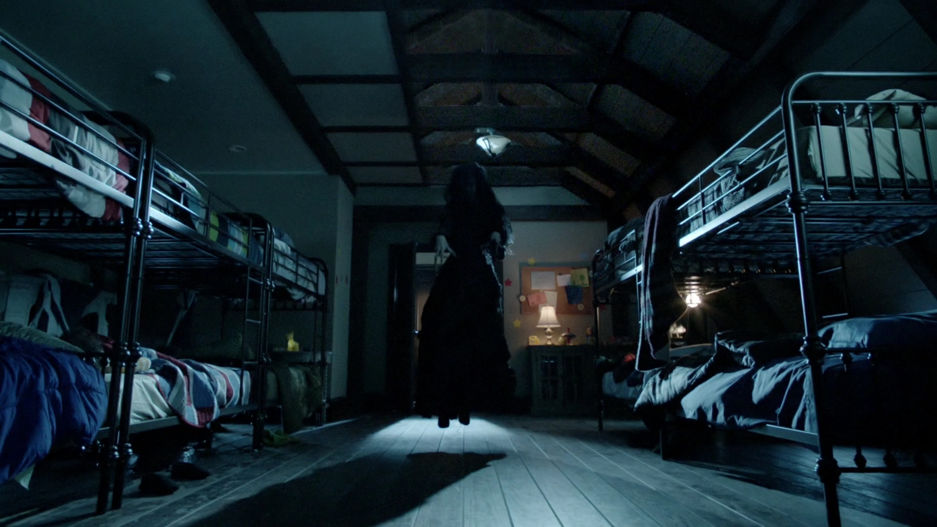 VampireDiariesWorld-dot-nl_Legacies1x0WhatWasHopeDoingInYourDreams00174.jpg VampireDiariesWorld-dot-nl_Legacies1x0WhatWasHopeDoingInYourDreams00174.jpg