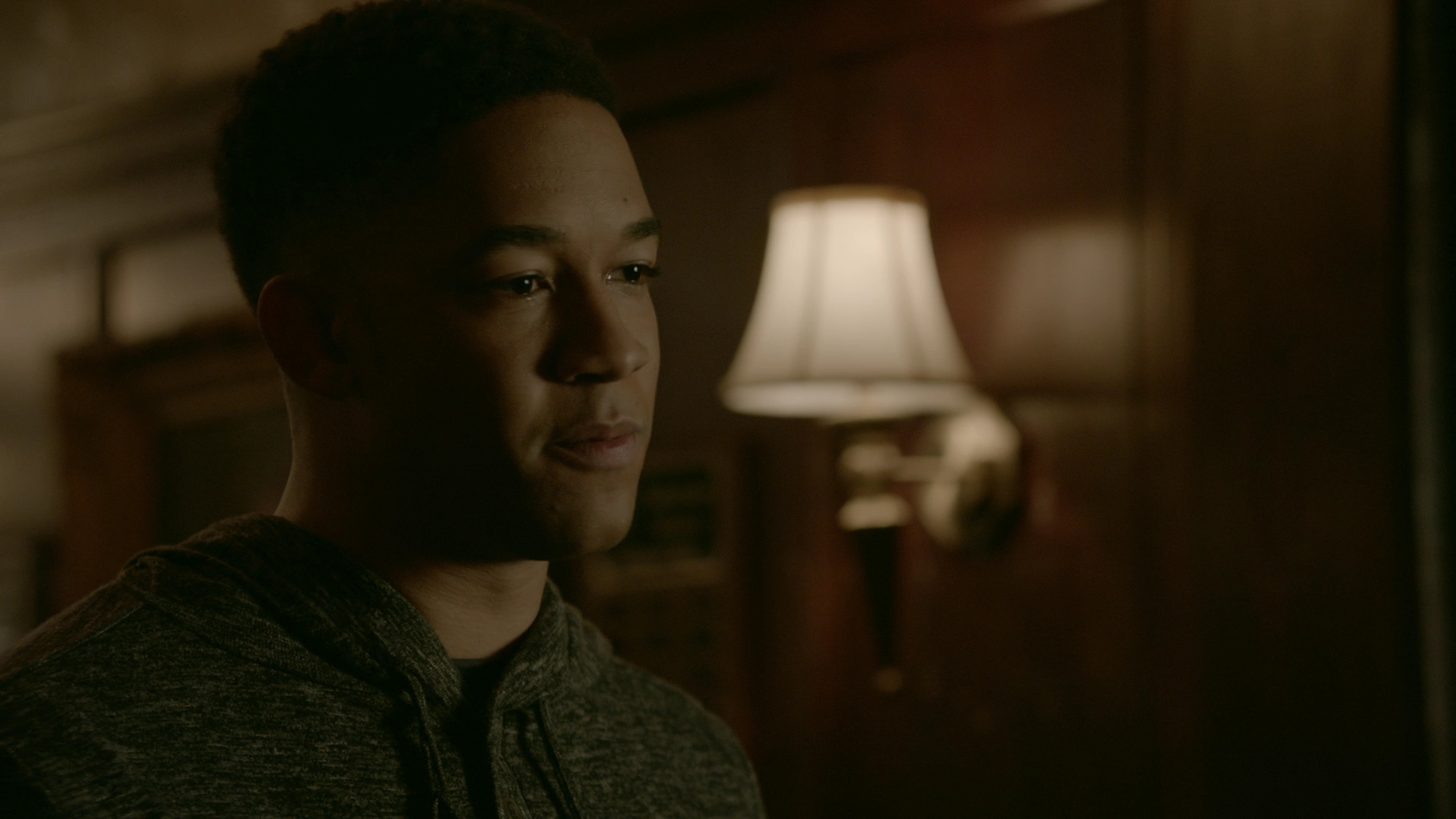 VampireDiariesWorld-dot-nl_Legacies1x0WhatWasHopeDoingInYourDreams00369.jpg VampireDiariesWorld-dot-nl_Legacies1x0WhatWasHopeDoingInYourDreams00369.jpg