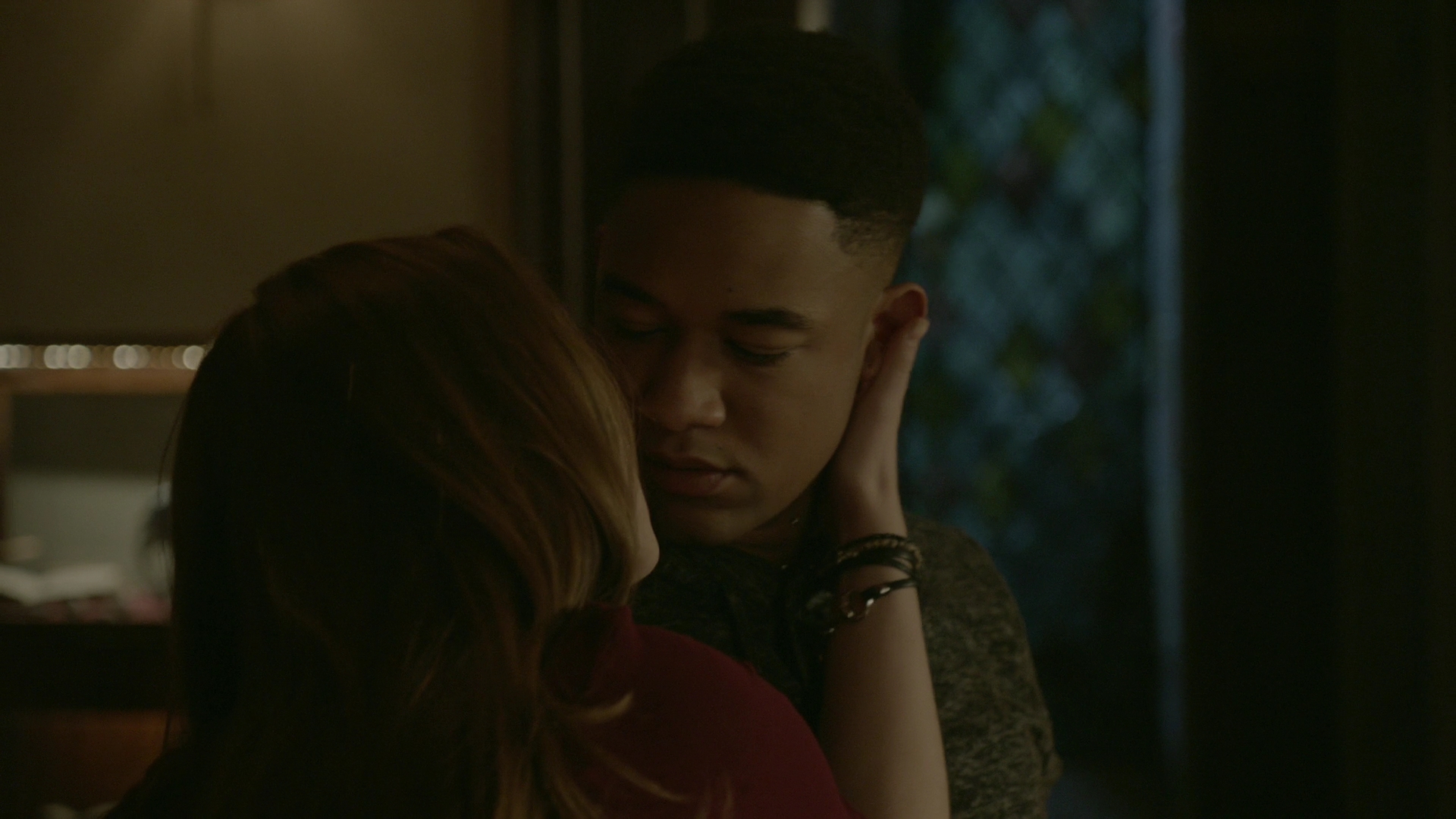 VampireDiariesWorld-dot-nl_Legacies1x0WhatWasHopeDoingInYourDreams00499.jpg VampireDiariesWorld-dot-nl_Legacies1x0WhatWasHopeDoingInYourDreams00499.jpg