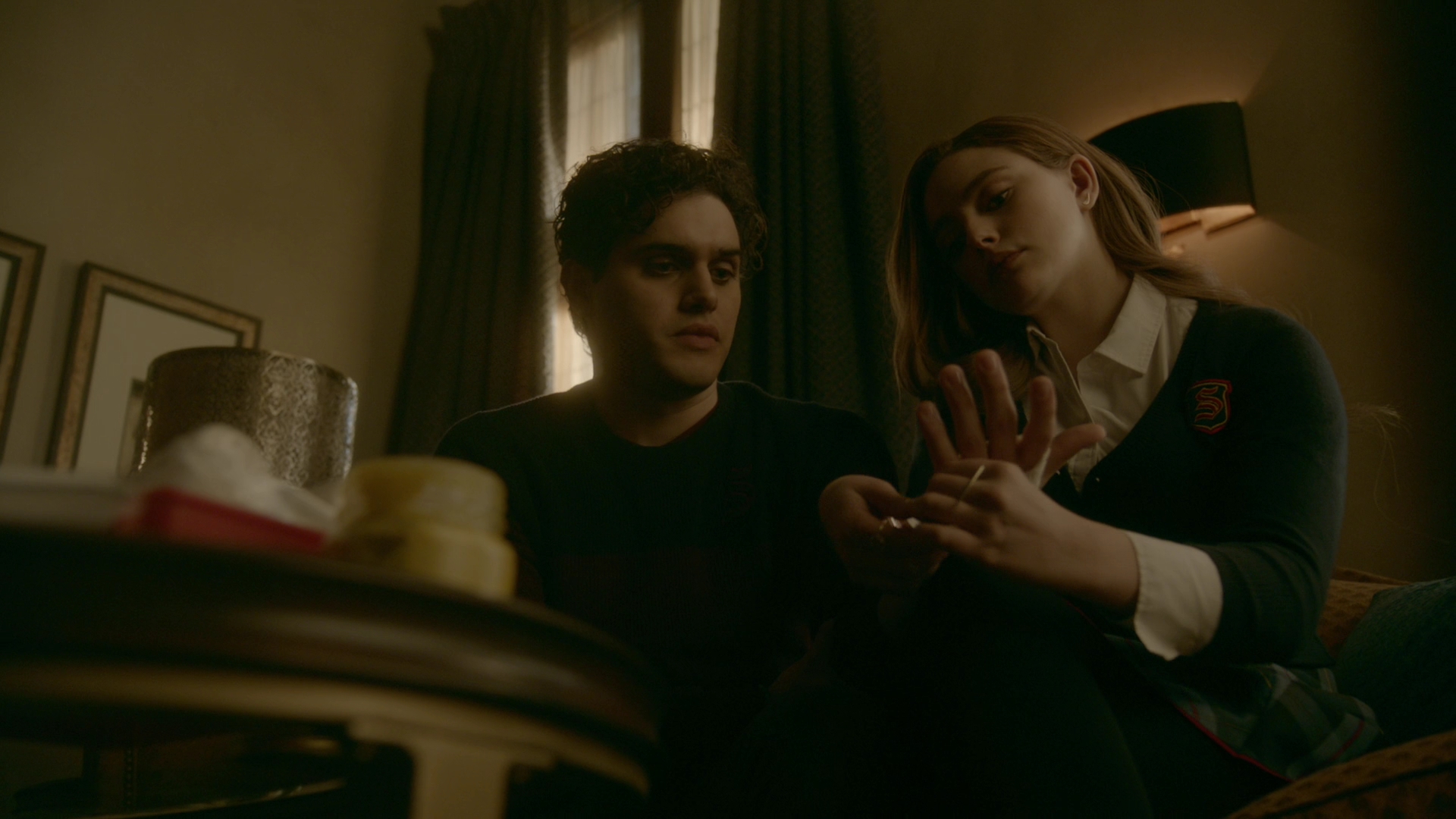 VampireDiariesWorld-dot-nl_Legacies1x0WhatWasHopeDoingInYourDreams00973.jpg VampireDiariesWorld-dot-nl_Legacies1x0WhatWasHopeDoingInYourDreams00973.jpg