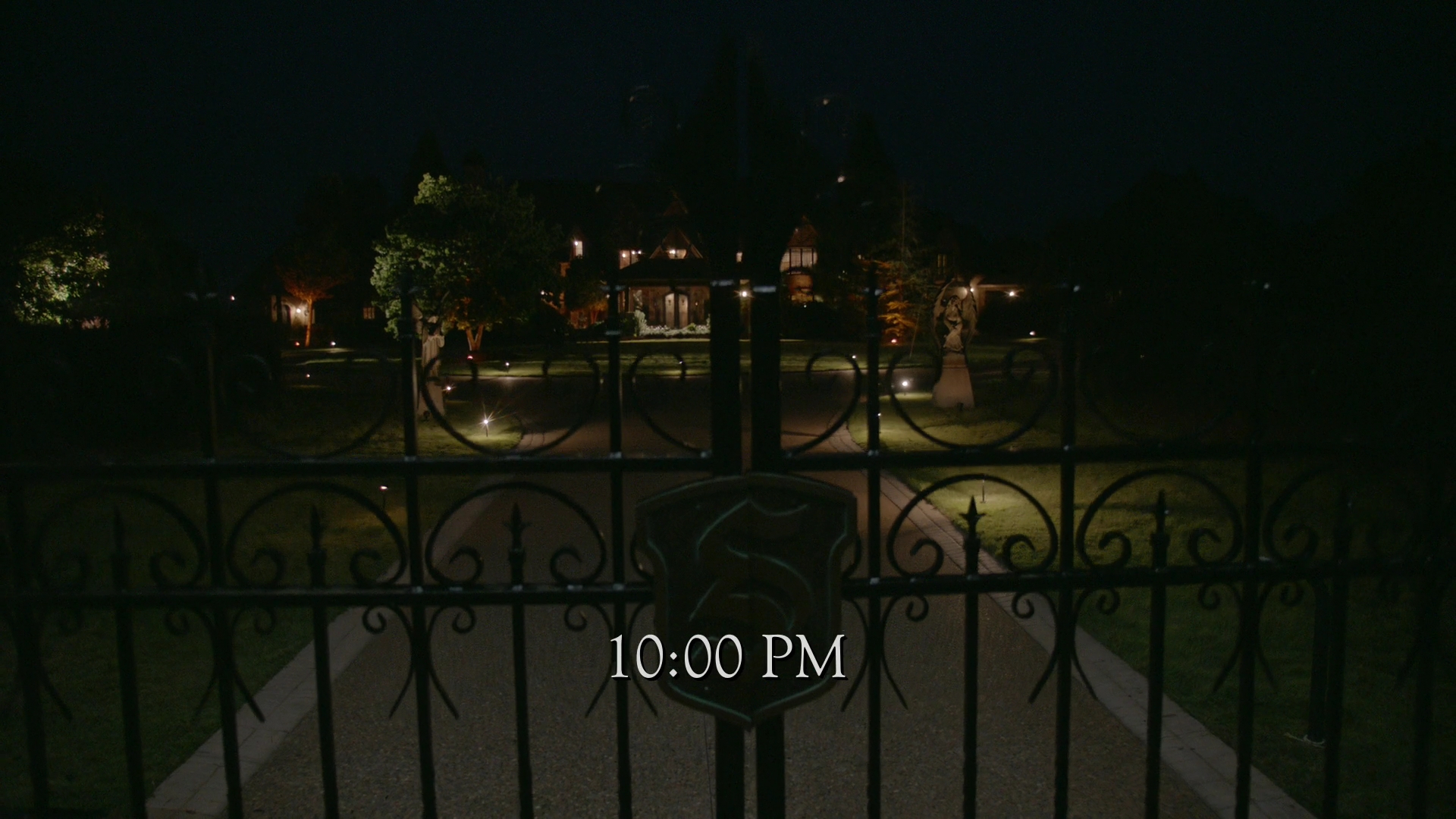 VampireDiariesWorld-dot-nl_Legacies1x0WhatWasHopeDoingInYourDreams01360.jpg VampireDiariesWorld-dot-nl_Legacies1x0WhatWasHopeDoingInYourDreams01360.jpg