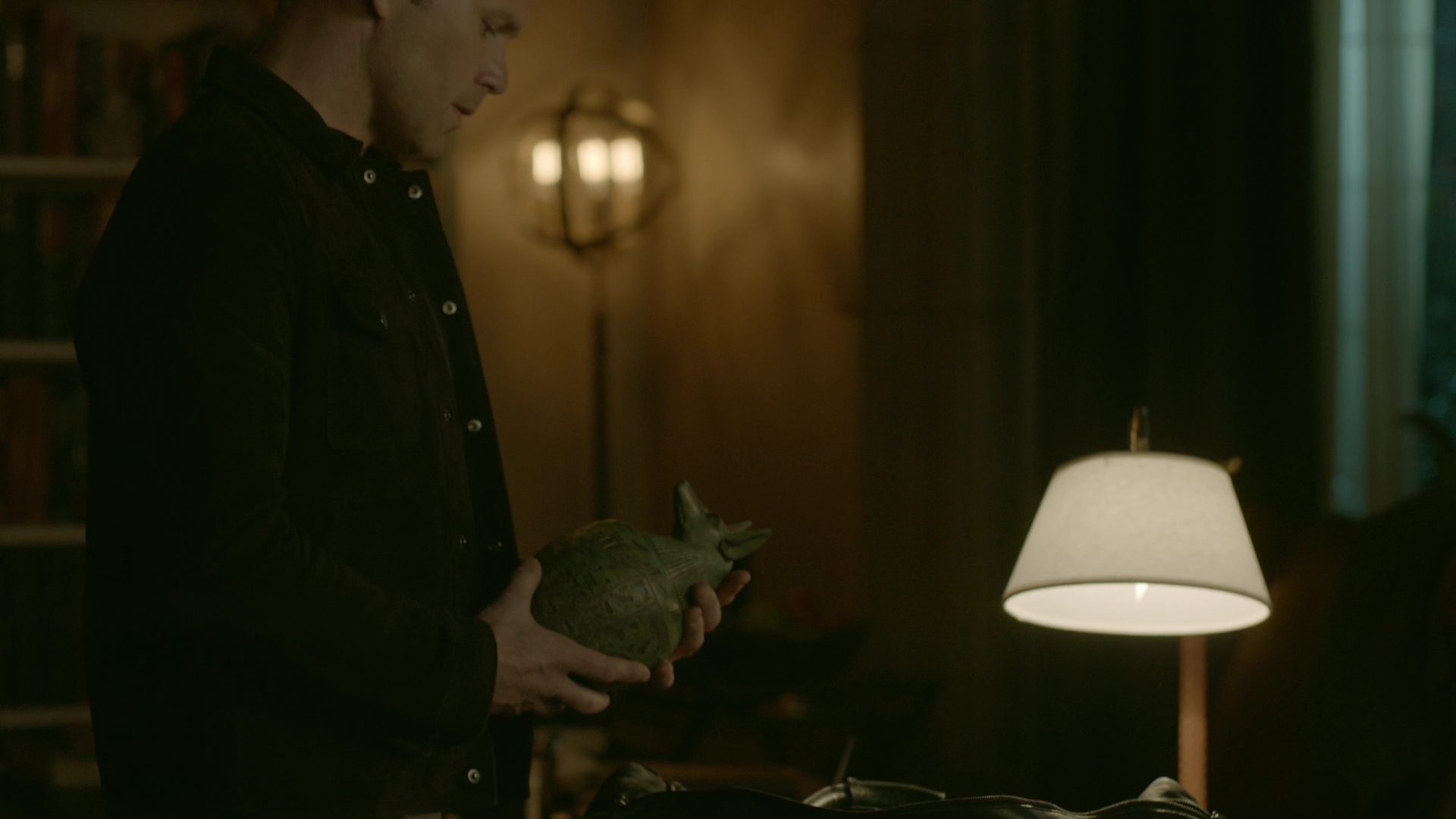 VampireDiariesWorld-dot-nl_Legacies1x0WhatWasHopeDoingInYourDreams01364.jpg VampireDiariesWorld-dot-nl_Legacies1x0WhatWasHopeDoingInYourDreams01364.jpg