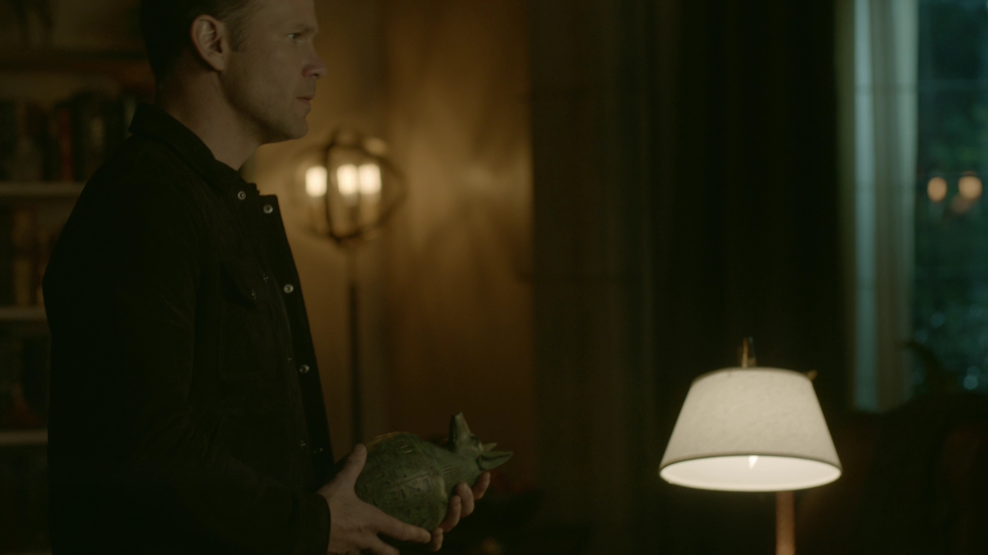 VampireDiariesWorld-dot-nl_Legacies1x0WhatWasHopeDoingInYourDreams01365.jpg VampireDiariesWorld-dot-nl_Legacies1x0WhatWasHopeDoingInYourDreams01365.jpg