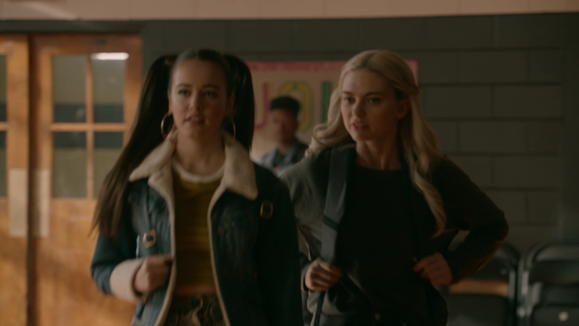 VampireDiariesWorld-dot-nl_Legacies1x10TheresAWorldWhereYourDreamsComeTrue00765.jpg