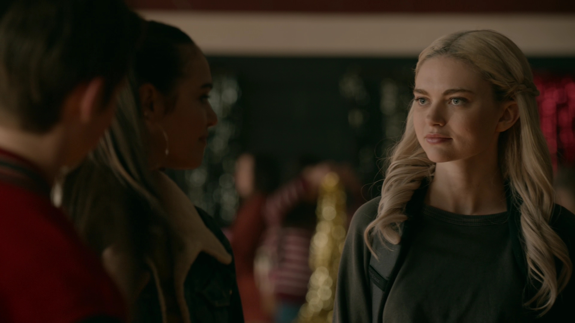 VampireDiariesWorld-dot-nl_Legacies1x10TheresAWorldWhereYourDreamsComeTrue00806.jpg