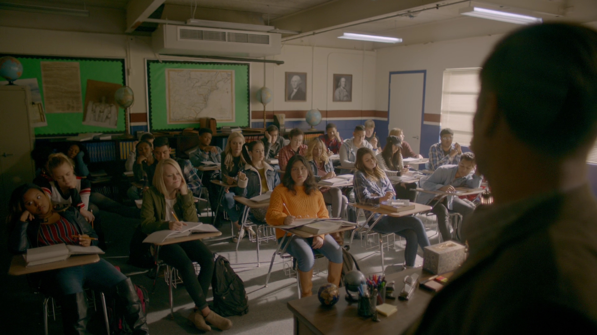 VampireDiariesWorld-dot-nl_Legacies1x10TheresAWorldWhereYourDreamsComeTrue00863.jpg