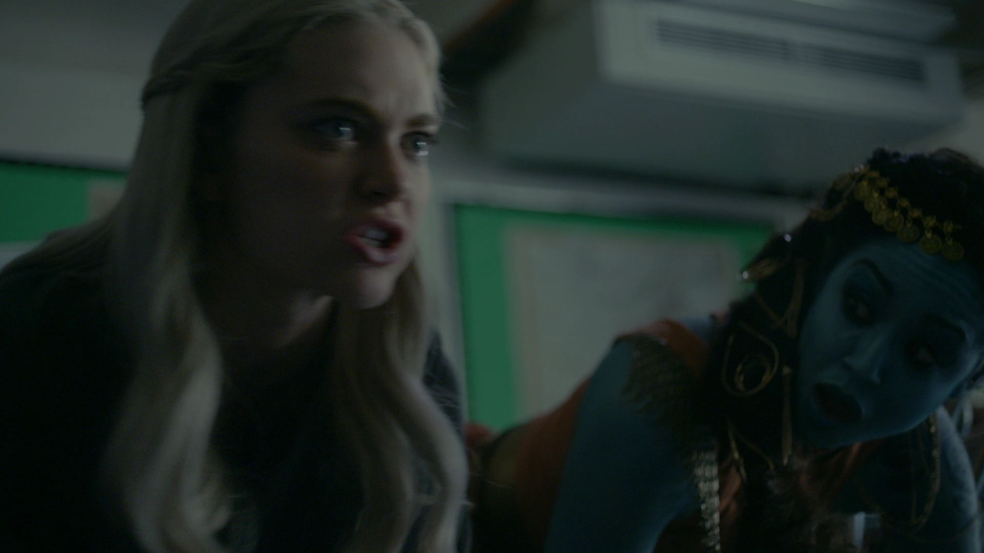 VampireDiariesWorld-dot-nl_Legacies1x10TheresAWorldWhereYourDreamsComeTrue00979.jpg VampireDiariesWorld-dot-nl_Legacies1x10TheresAWorldWhereYourDreamsComeTrue00979.jpg