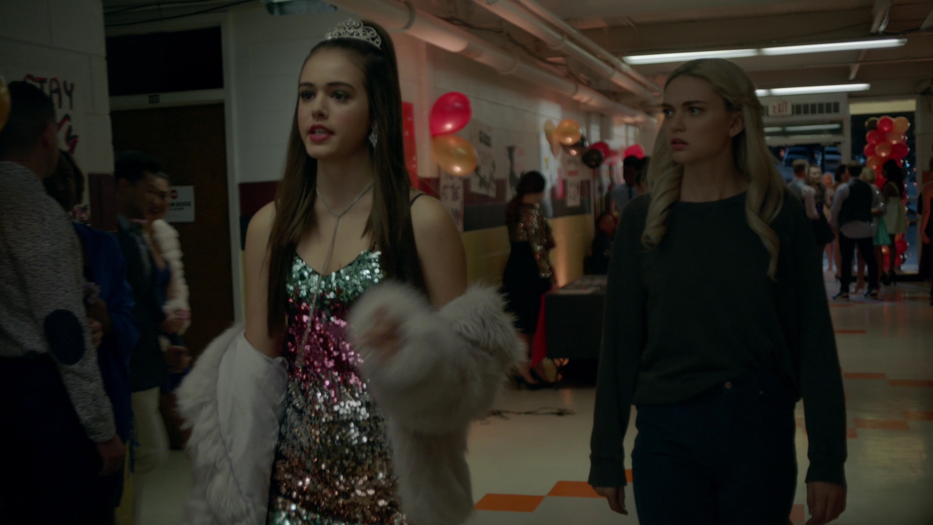 VampireDiariesWorld-dot-nl_Legacies1x10TheresAWorldWhereYourDreamsComeTrue01094.jpg VampireDiariesWorld-dot-nl_Legacies1x10TheresAWorldWhereYourDreamsComeTrue01094.jpg