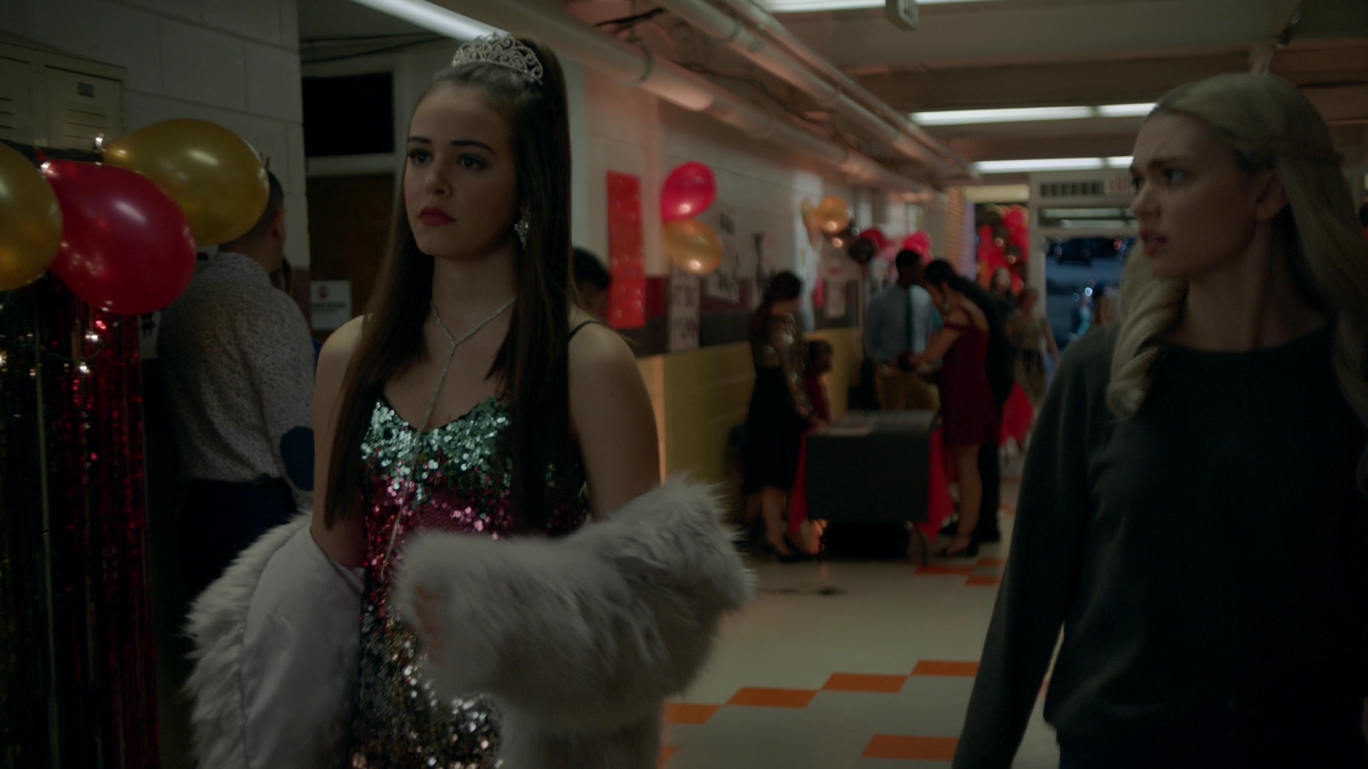 VampireDiariesWorld-dot-nl_Legacies1x10TheresAWorldWhereYourDreamsComeTrue01095.jpg VampireDiariesWorld-dot-nl_Legacies1x10TheresAWorldWhereYourDreamsComeTrue01095.jpg