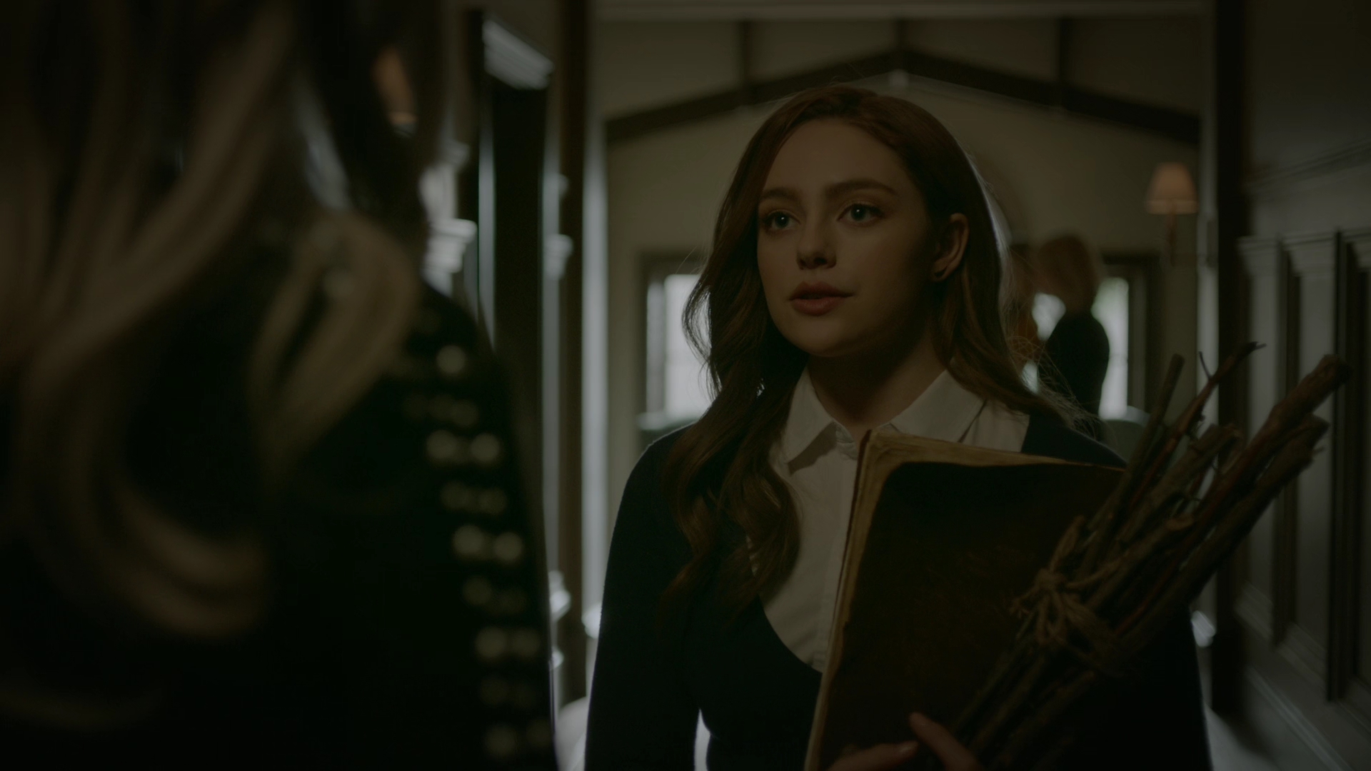 VampireDiariesWorld-dot-nl_Legacies1x10TheresAWorldWhereYourDreamsComeTrue02395.jpg