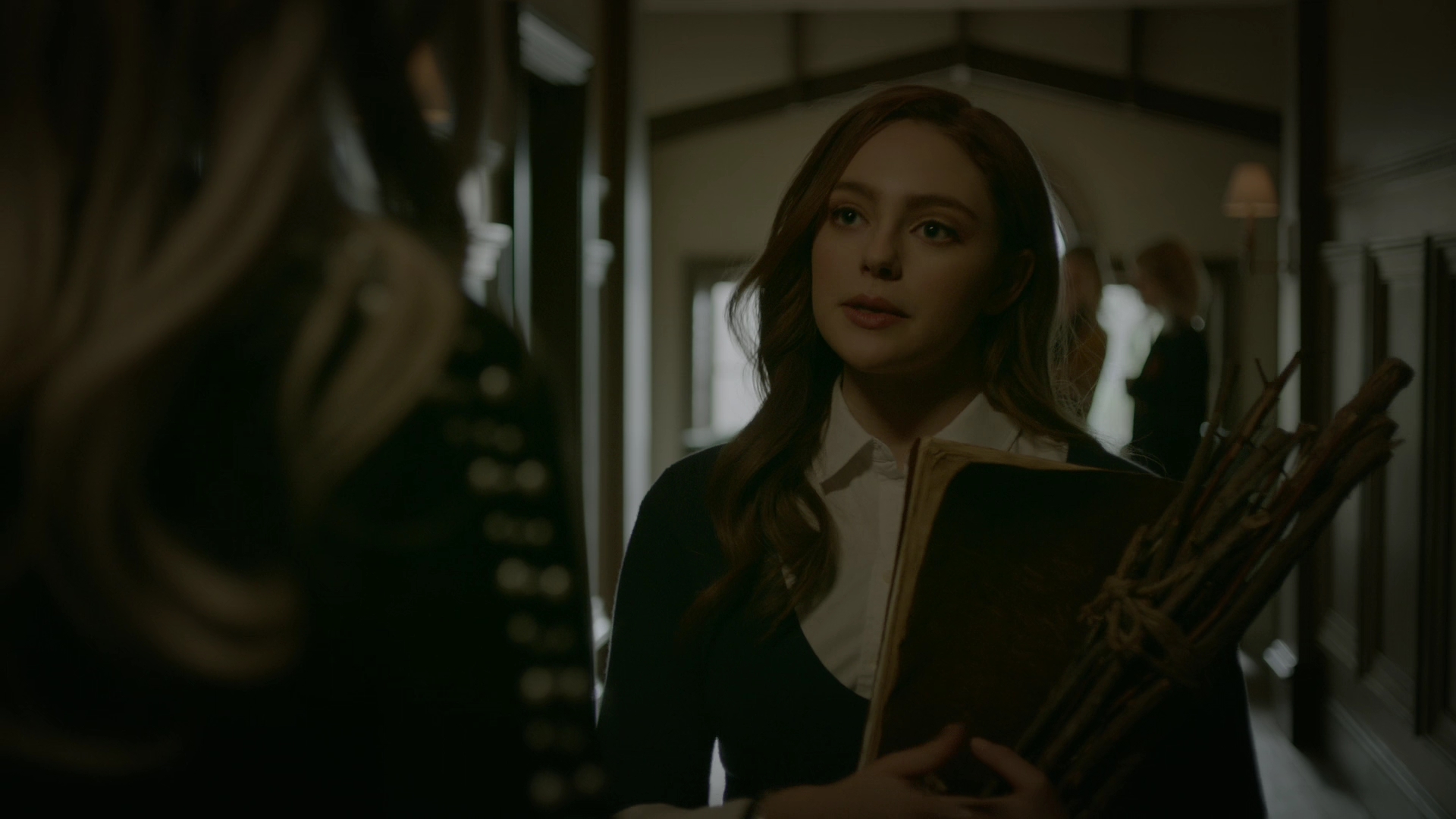 VampireDiariesWorld-dot-nl_Legacies1x10TheresAWorldWhereYourDreamsComeTrue02396.jpg
