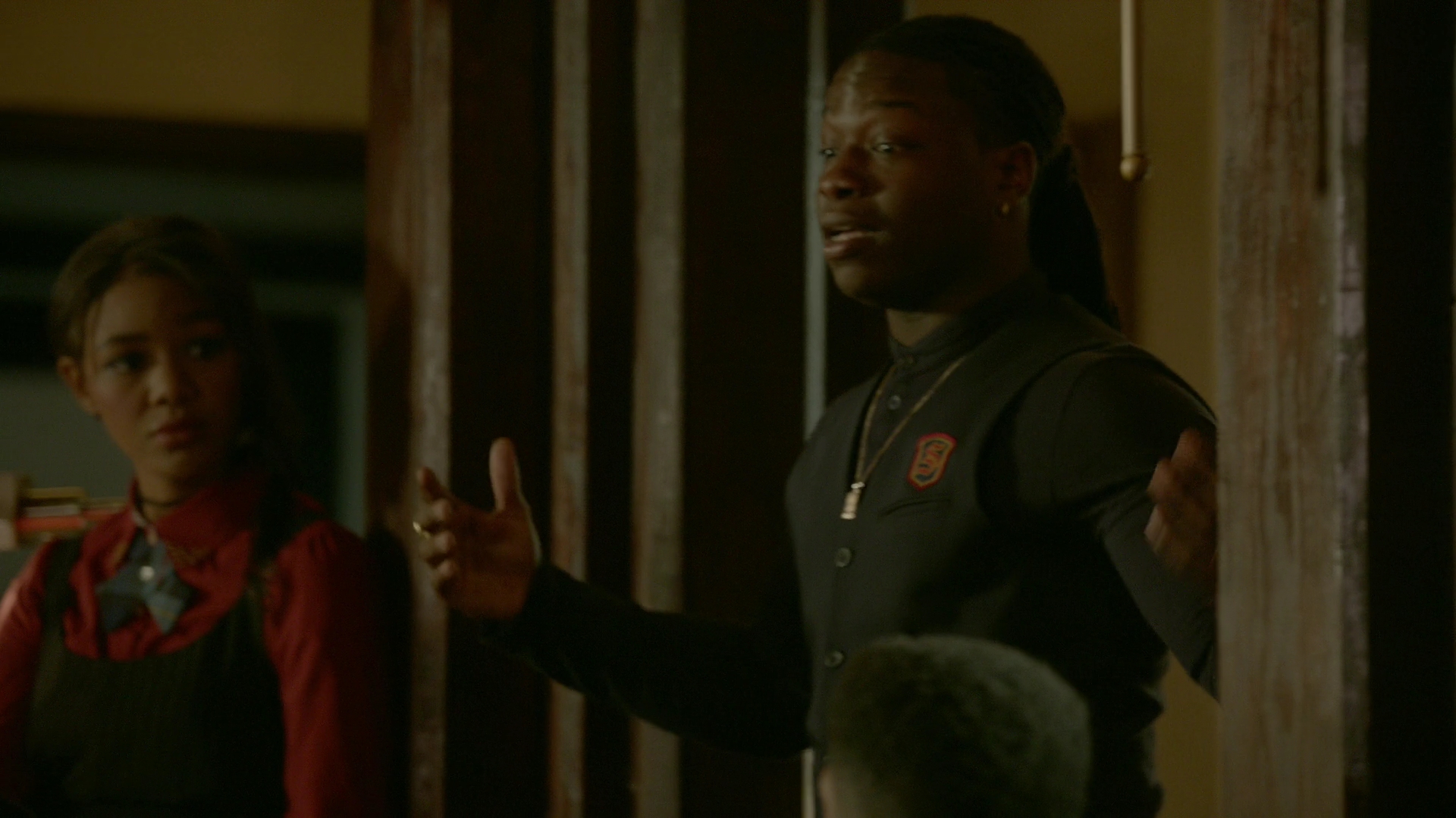 VampireDiariesWorld-dot-nl_Legacies1x11WereGonnaNeedASpotlight00702.jpg