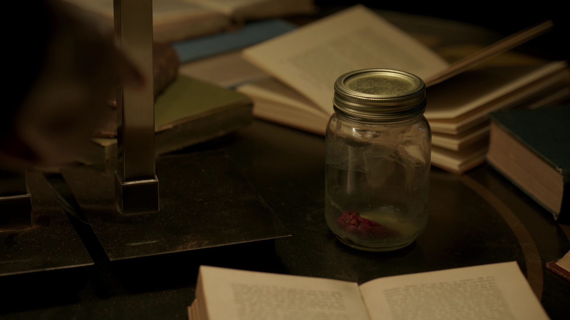 VampireDiariesWorld-dot-nl_Legacies1x11WereGonnaNeedASpotlight01022.jpg