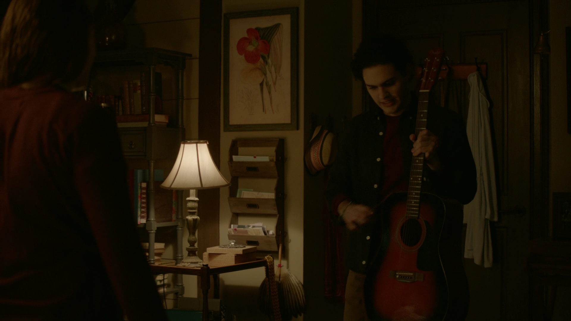 VampireDiariesWorld-dot-nl_Legacies1x11WereGonnaNeedASpotlight02202.jpg