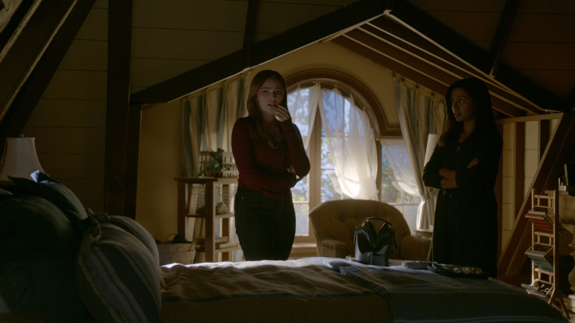 VampireDiariesWorld-dot-nl_Legacies1x13TheBoyWhoStillHasALotToDo00548.jpg