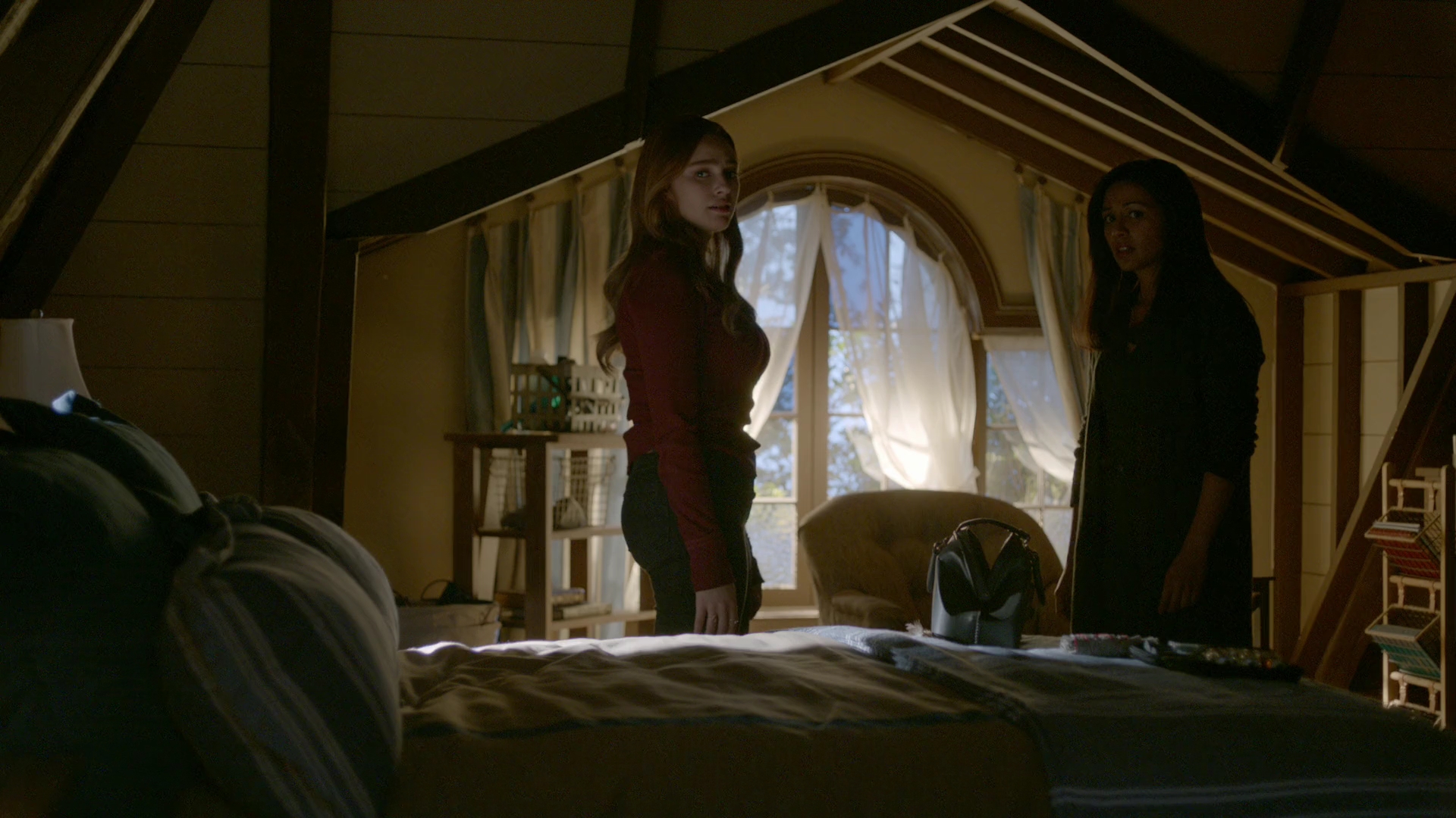 VampireDiariesWorld-dot-nl_Legacies1x13TheBoyWhoStillHasALotToDo00584.jpg