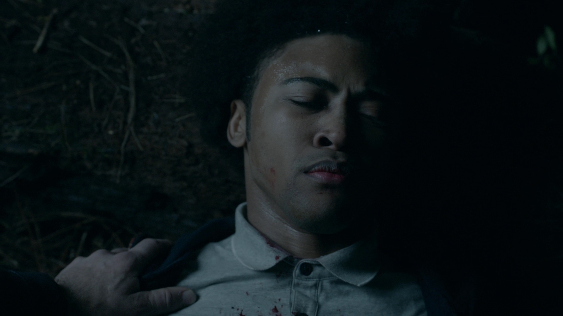 VampireDiariesWorld-dot-nl_Legacies1x13TheBoyWhoStillHasALotToDo02025.jpg
