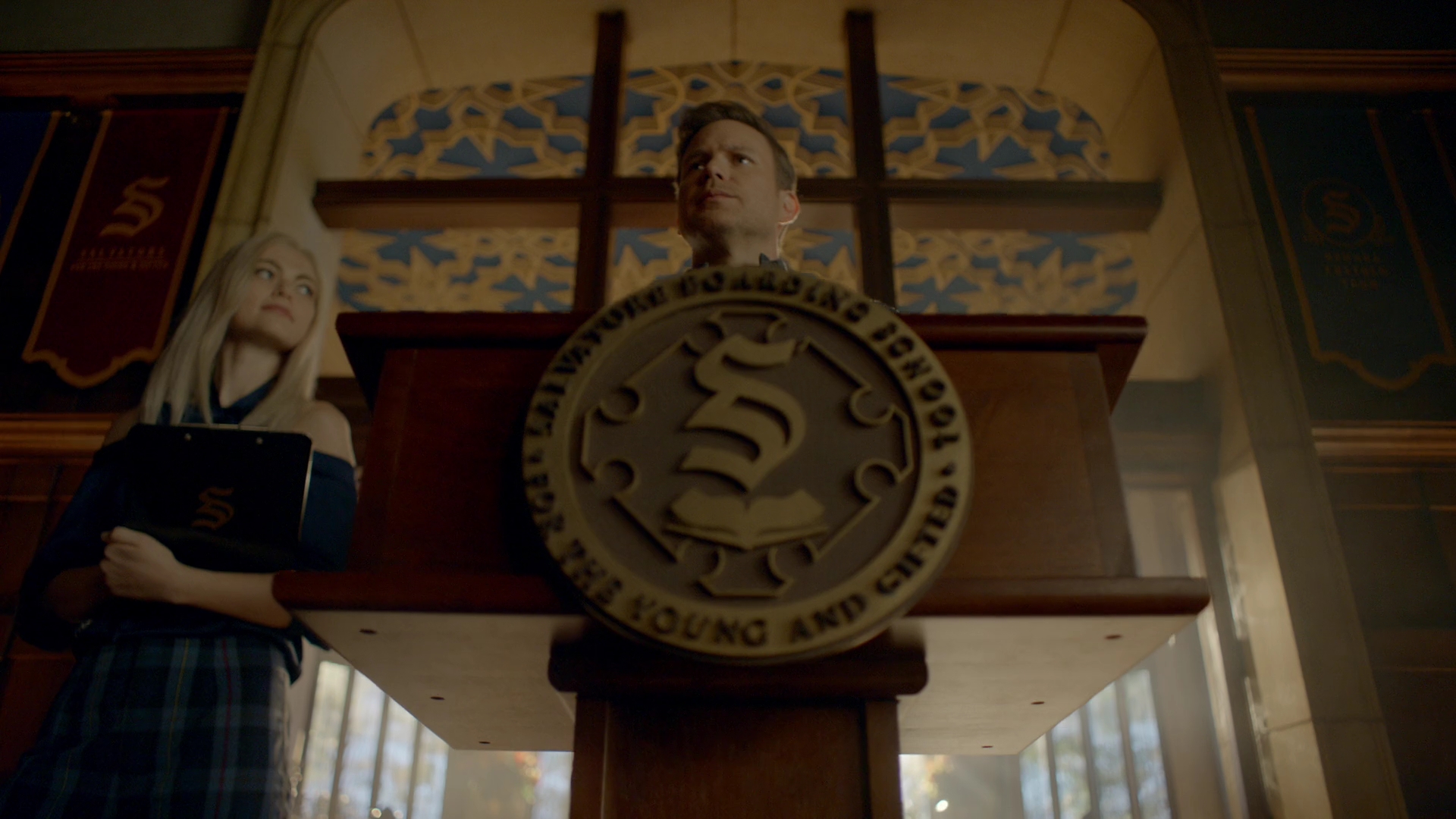 VampireDiariesWorld-dot-nl_Legacies1x14LetsJustFinishTheDance02681.jpg