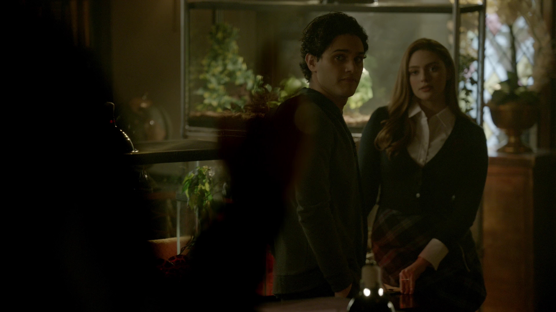 VampireDiariesWorld-dot-nl_Legacies1x14LetsJustFinishTheDance02765.jpg