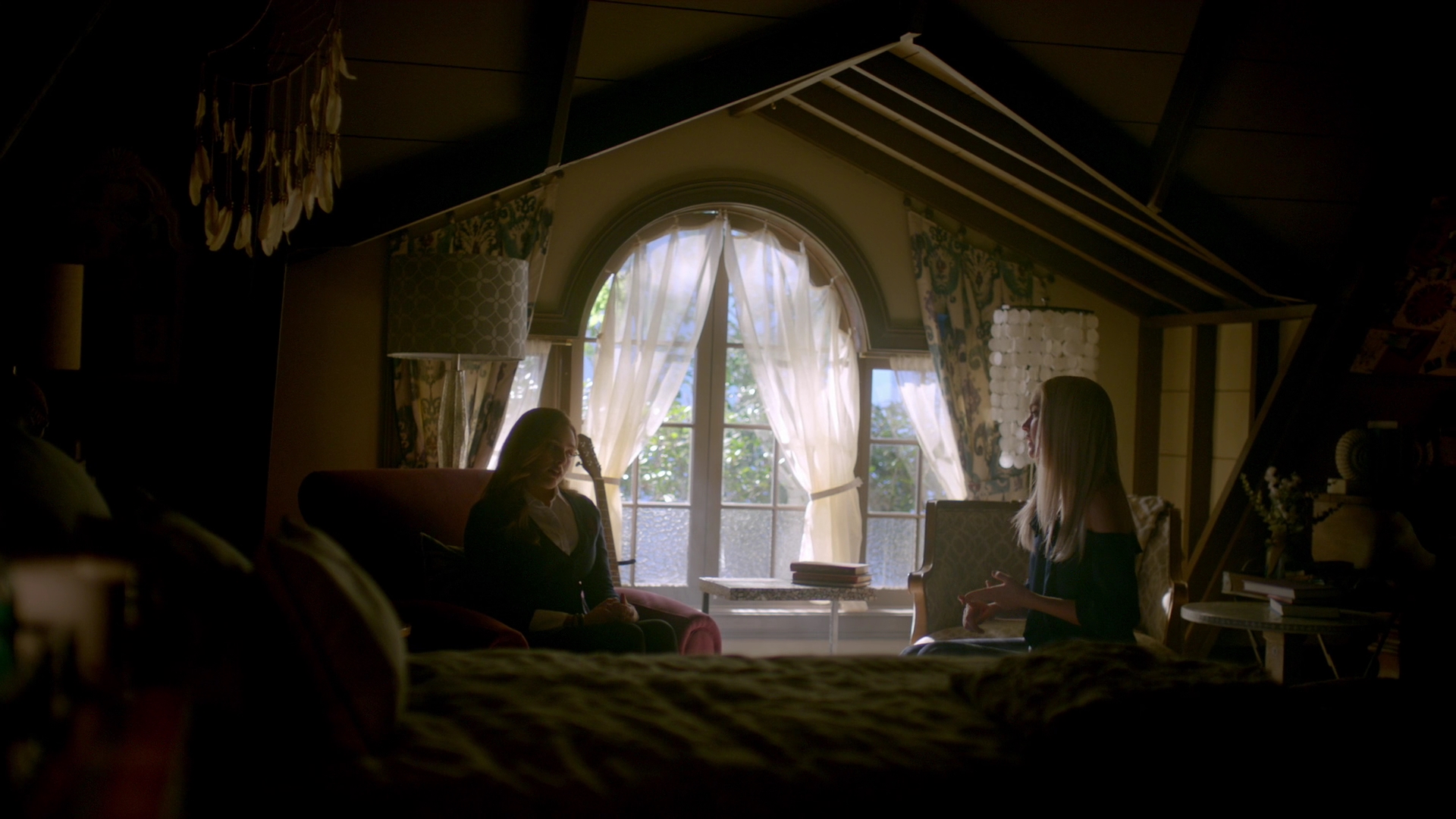 VampireDiariesWorld-dot-nl_Legacies1x14LetsJustFinishTheDance03061.jpg VampireDiariesWorld-dot-nl_Legacies1x14LetsJustFinishTheDance03061.jpg