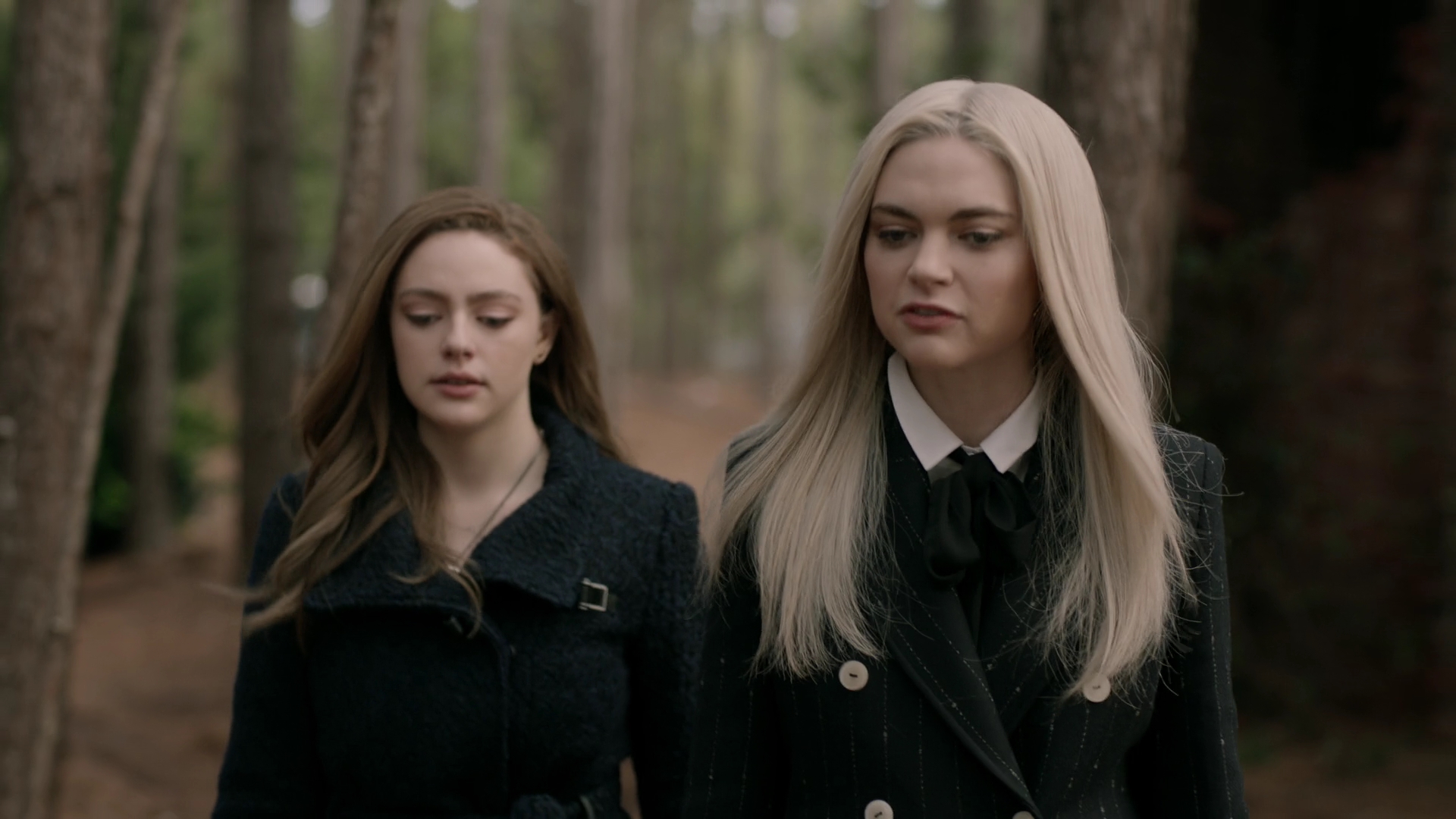 VampireDiariesWorld-dot-nl_Legacies1x14LetsJustFinishTheDance03420.jpg