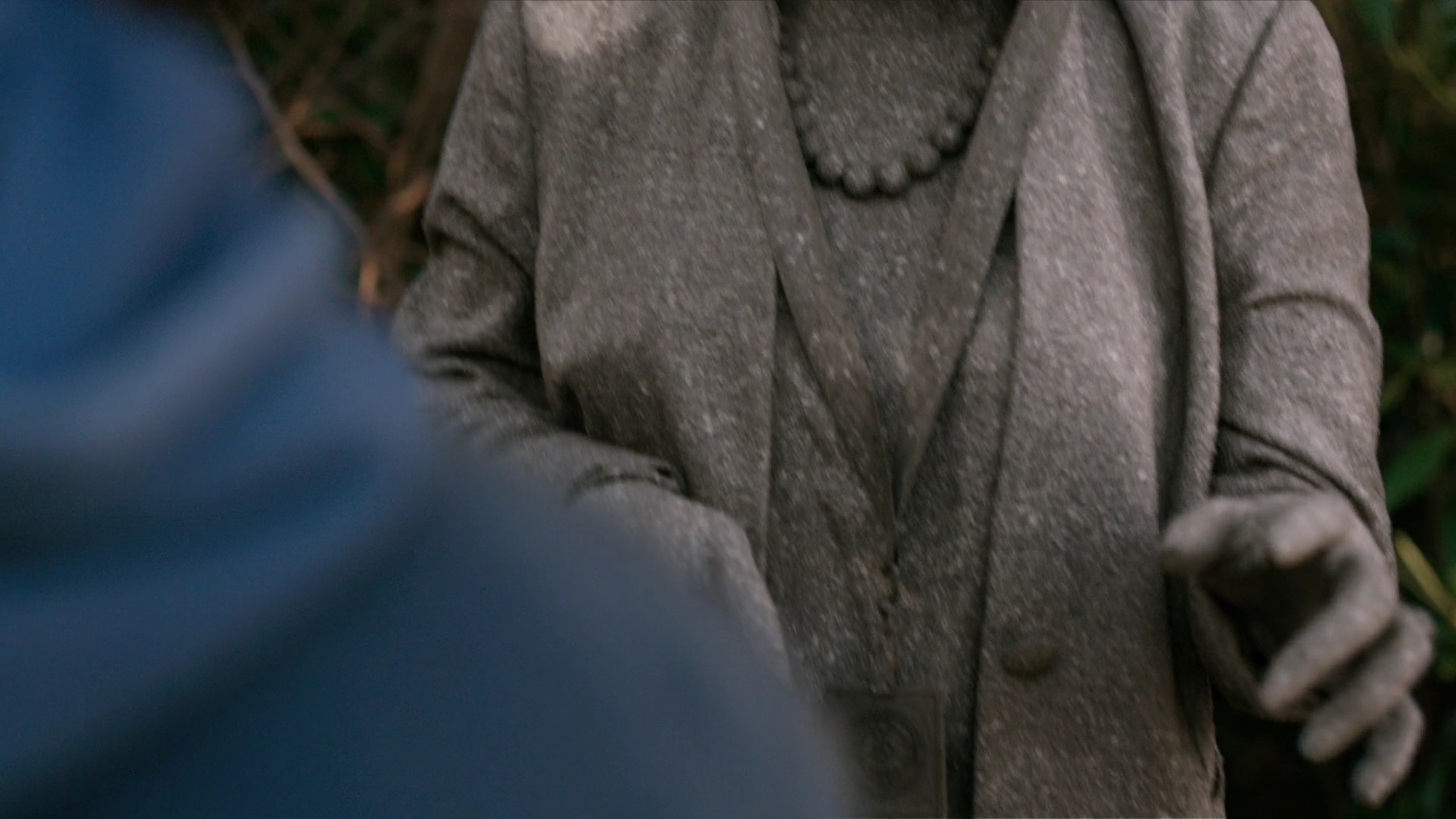 VampireDiariesWorld-dot-nl_Legacies1x14LetsJustFinishTheDance03519.jpg