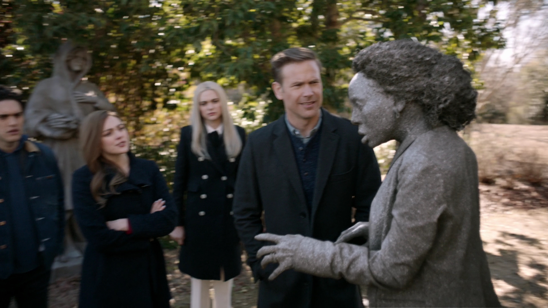 VampireDiariesWorld-dot-nl_Legacies1x14LetsJustFinishTheDance03530.jpg VampireDiariesWorld-dot-nl_Legacies1x14LetsJustFinishTheDance03530.jpg