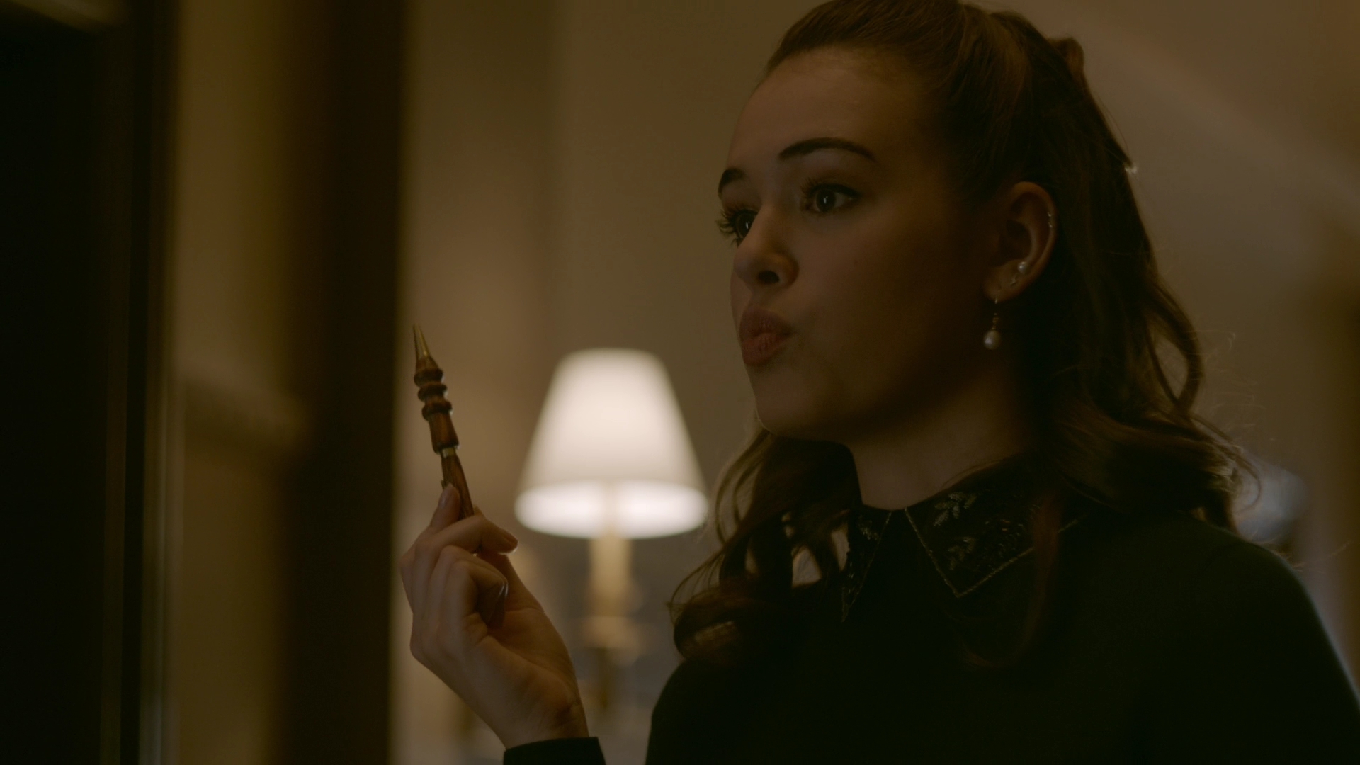 VampireDiariesWorld-dot-nl_Legacies1x14LetsJustFinishTheDance03701.jpg