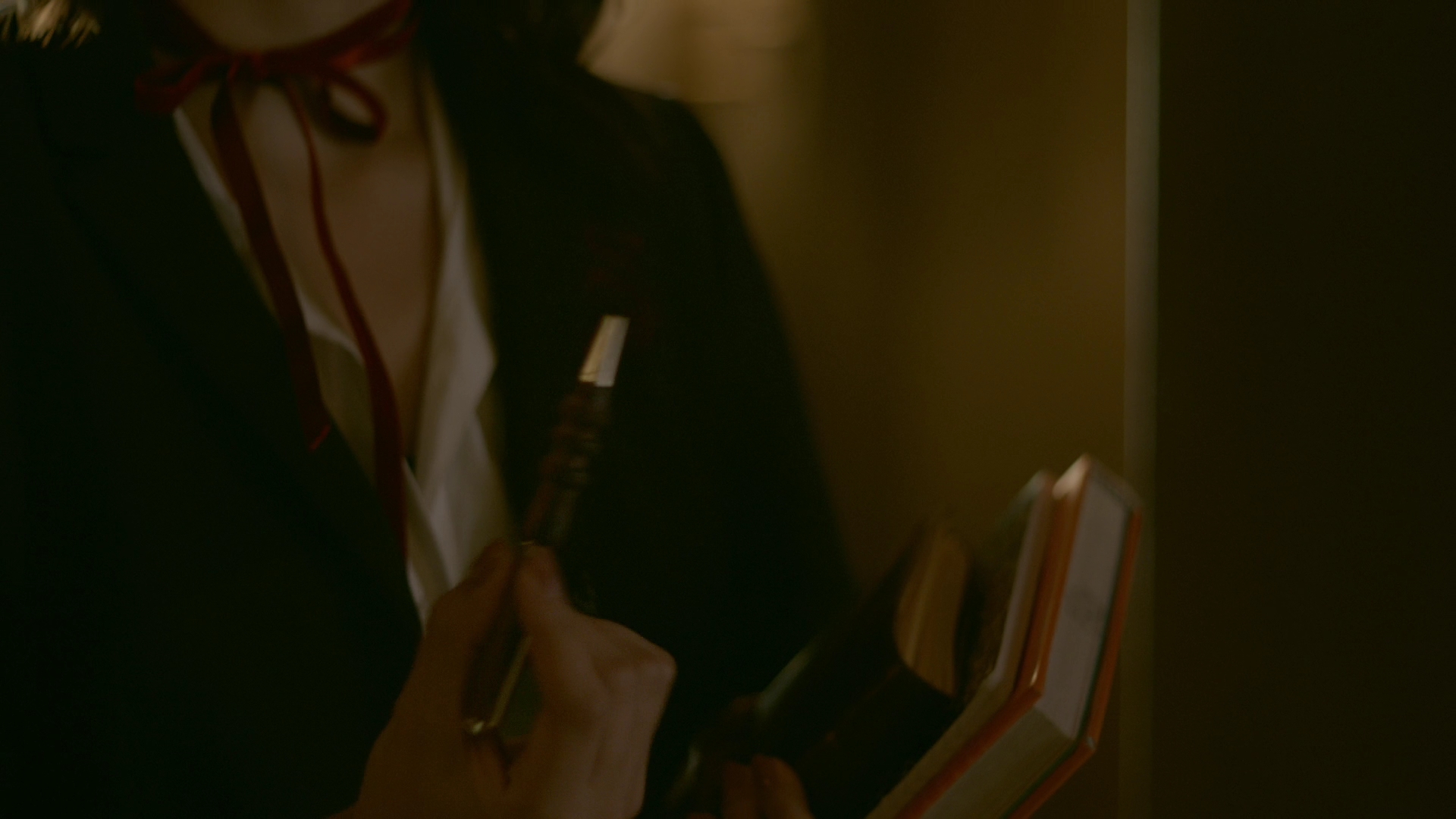VampireDiariesWorld-dot-nl_Legacies1x14LetsJustFinishTheDance03716.jpg