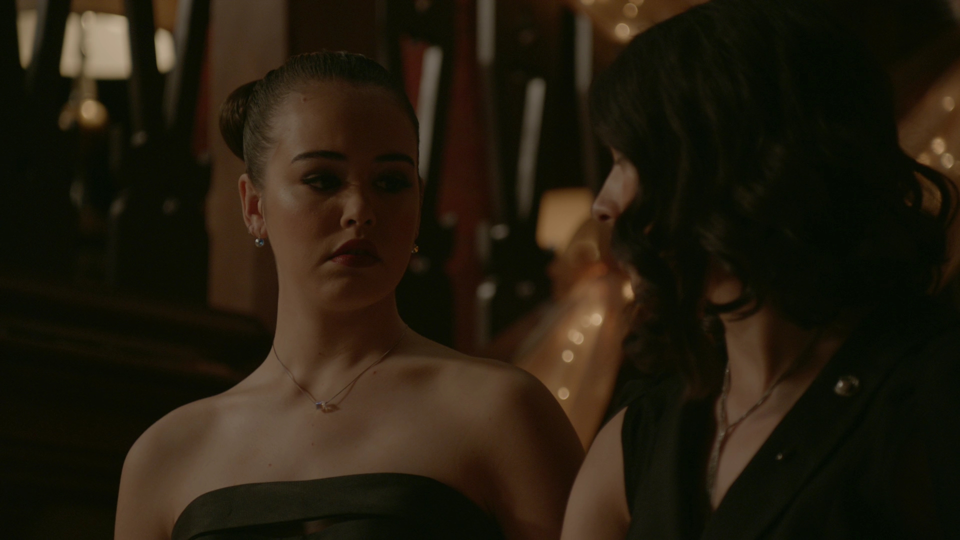 VampireDiariesWorld-dot-nl_Legacies1x14LetsJustFinishTheDance03998.jpg
