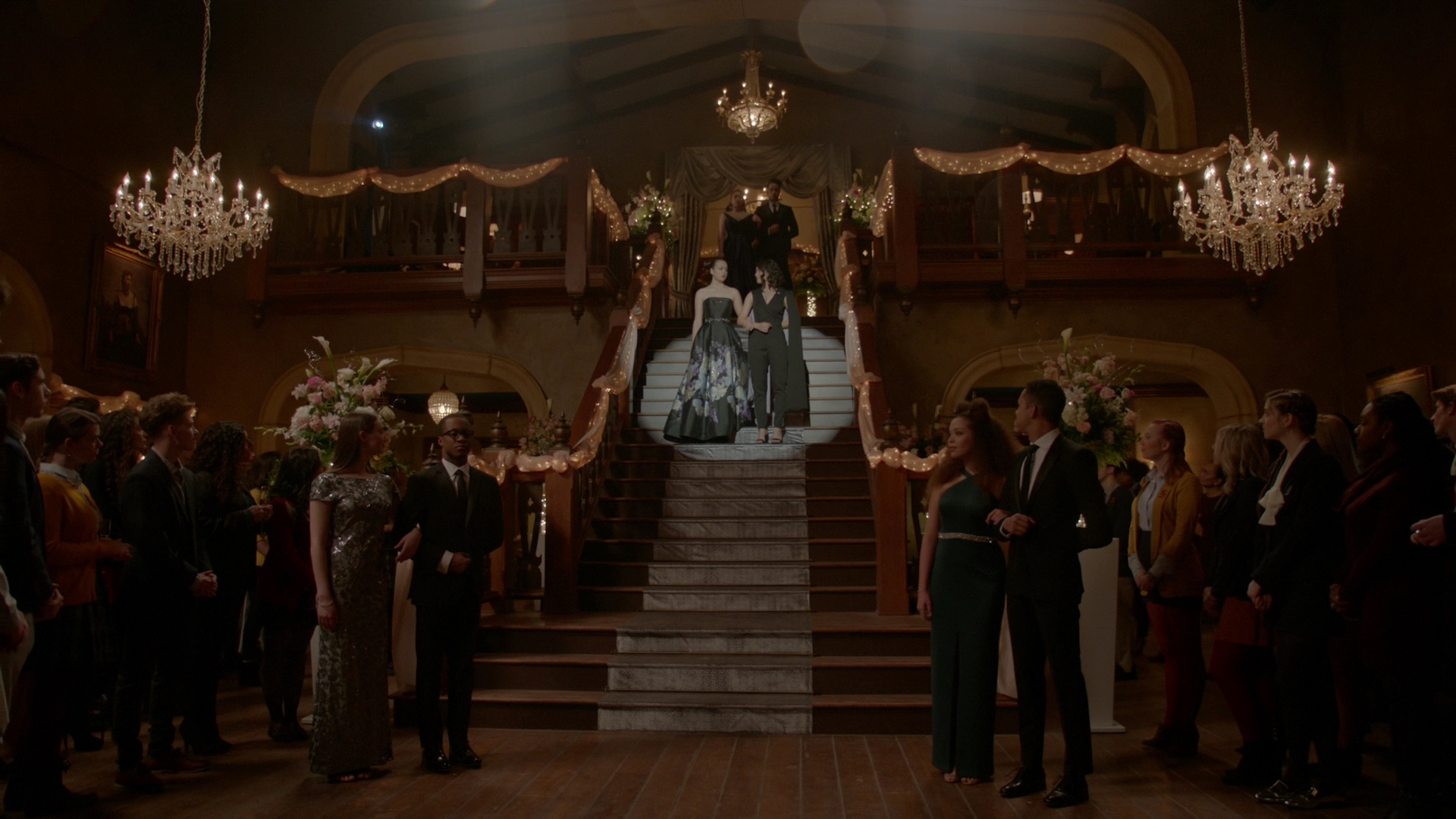 VampireDiariesWorld-dot-nl_Legacies1x14LetsJustFinishTheDance04004.jpg