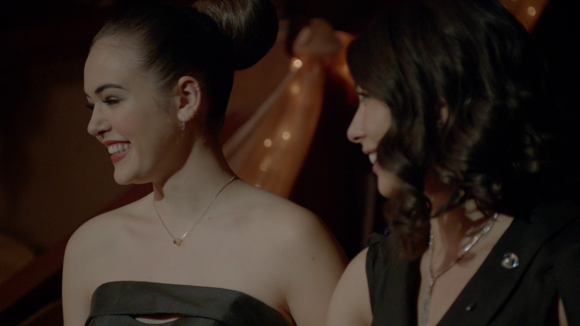 VampireDiariesWorld-dot-nl_Legacies1x14LetsJustFinishTheDance04015.jpg