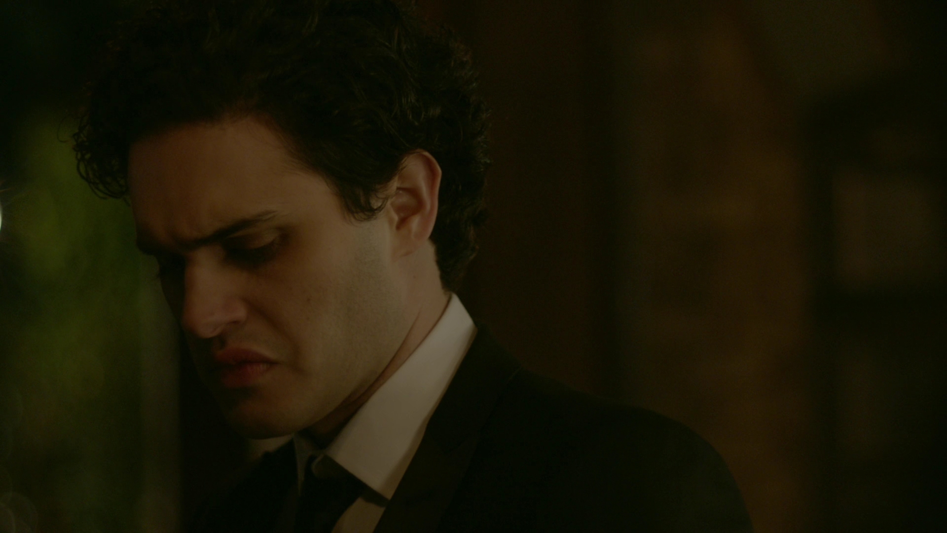 VampireDiariesWorld-dot-nl_Legacies1x14LetsJustFinishTheDance04211.jpg