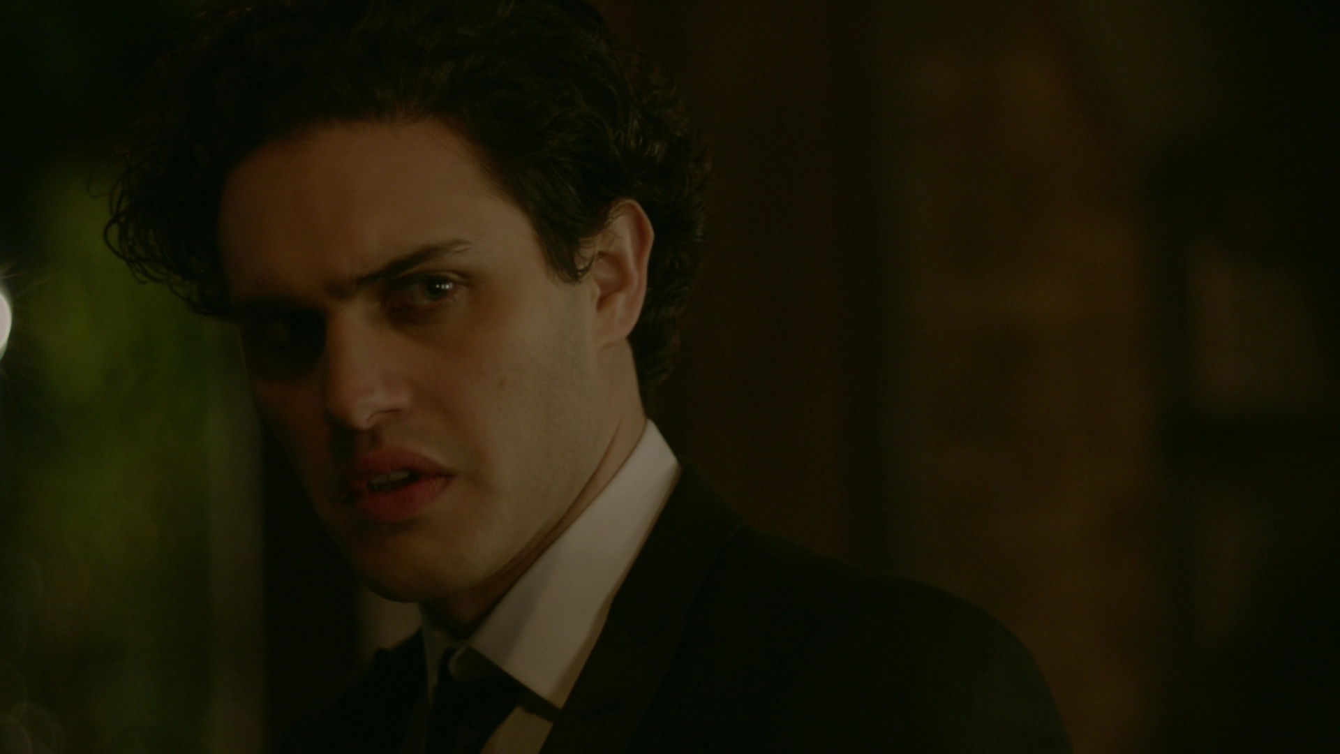 VampireDiariesWorld-dot-nl_Legacies1x14LetsJustFinishTheDance04212.jpg