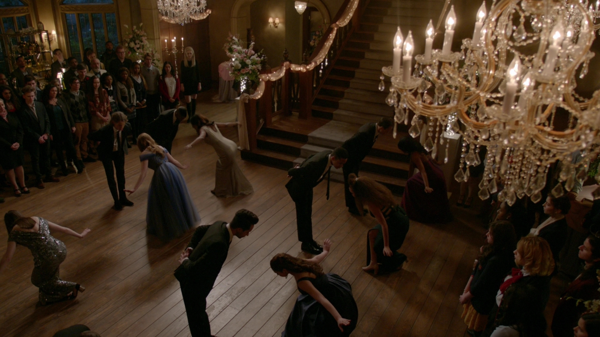 VampireDiariesWorld-dot-nl_Legacies1x14LetsJustFinishTheDance04223.jpg