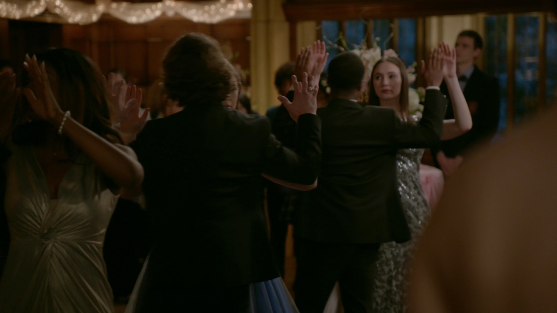 VampireDiariesWorld-dot-nl_Legacies1x14LetsJustFinishTheDance04241.jpg