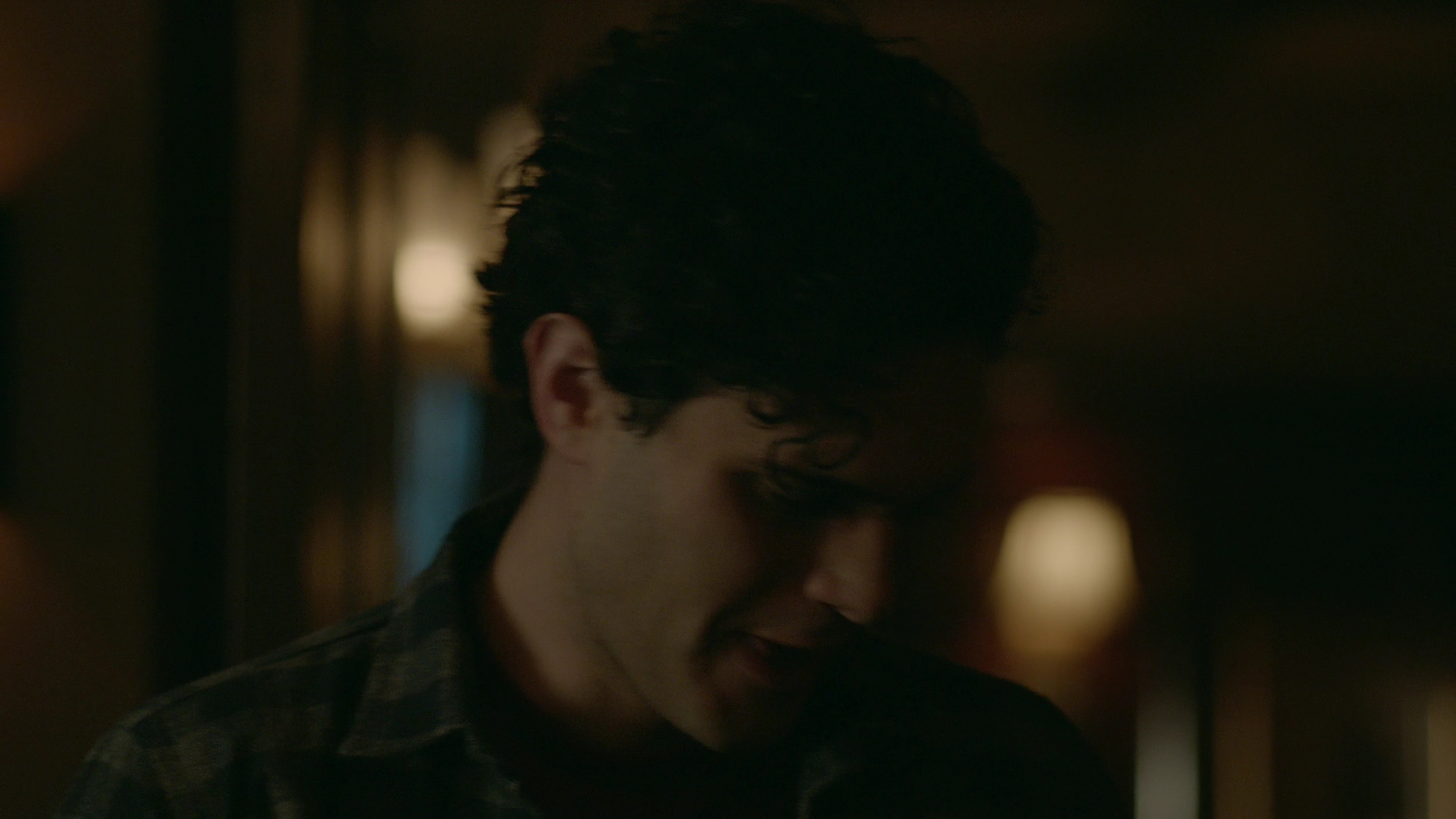 VampireDiariesWorld-dot-nl_Legacies1x14LetsJustFinishTheDance04609.jpg