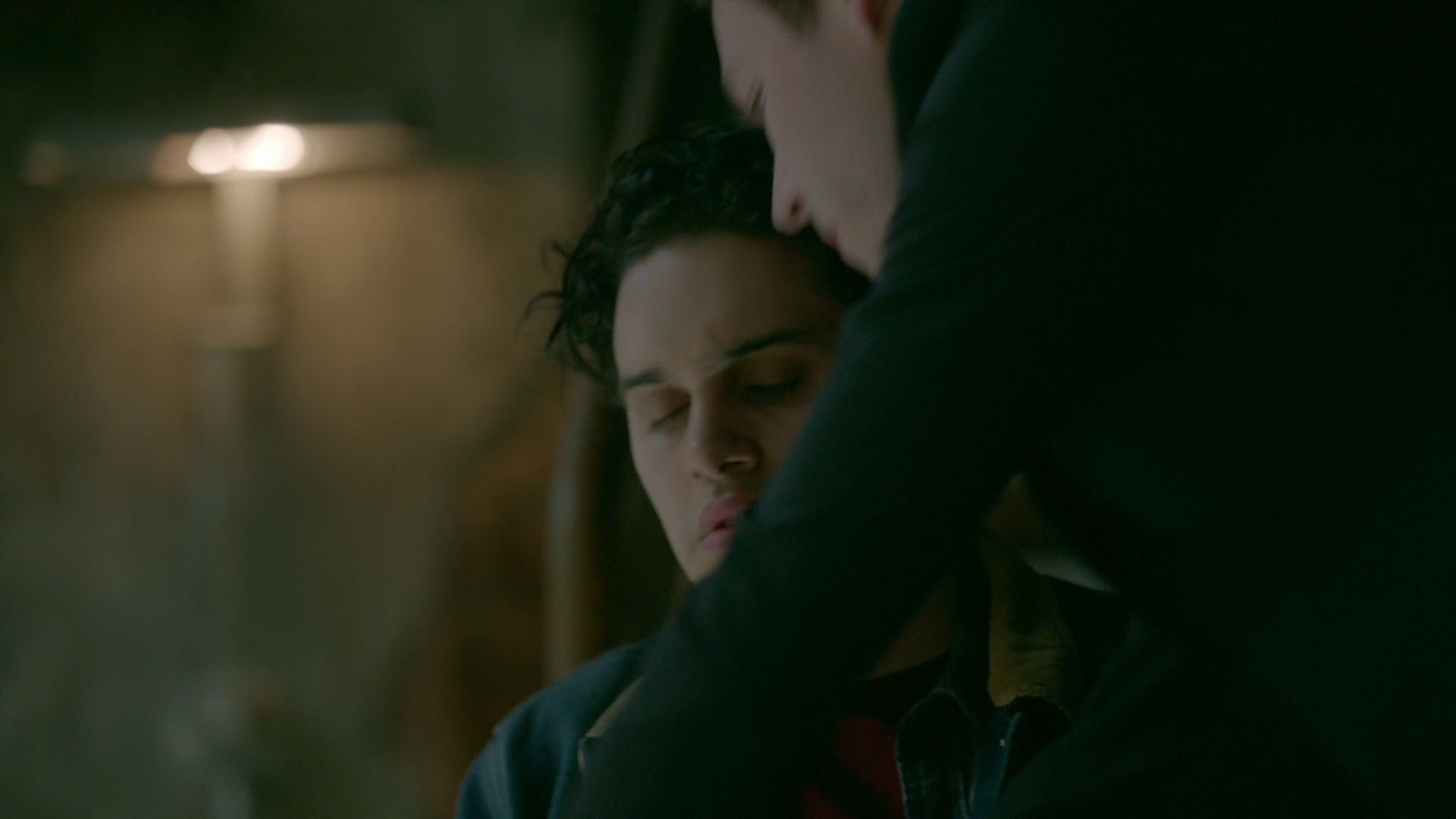 VampireDiariesWorld-dot-nl_Legacies1x15IllTellYouAStory00078.jpg