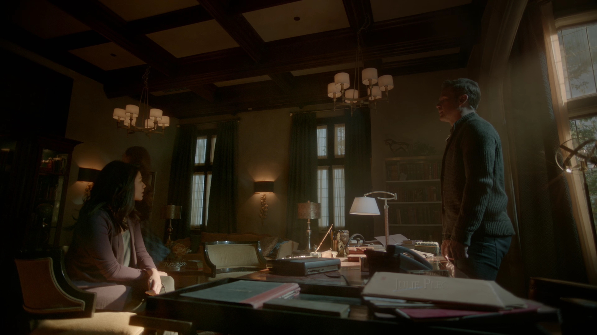 VampireDiariesWorld-dot-nl_Legacies1x15IllTellYouAStory00271.jpg