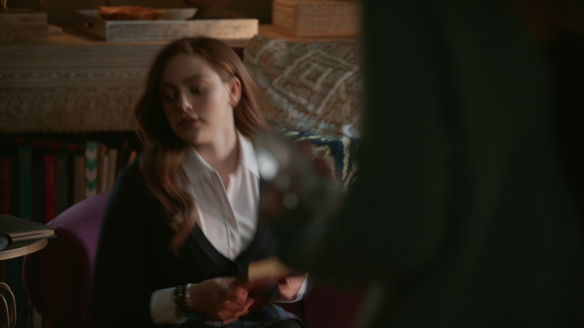 VampireDiariesWorld-dot-nl_Legacies1x15IllTellYouAStory00604.jpg