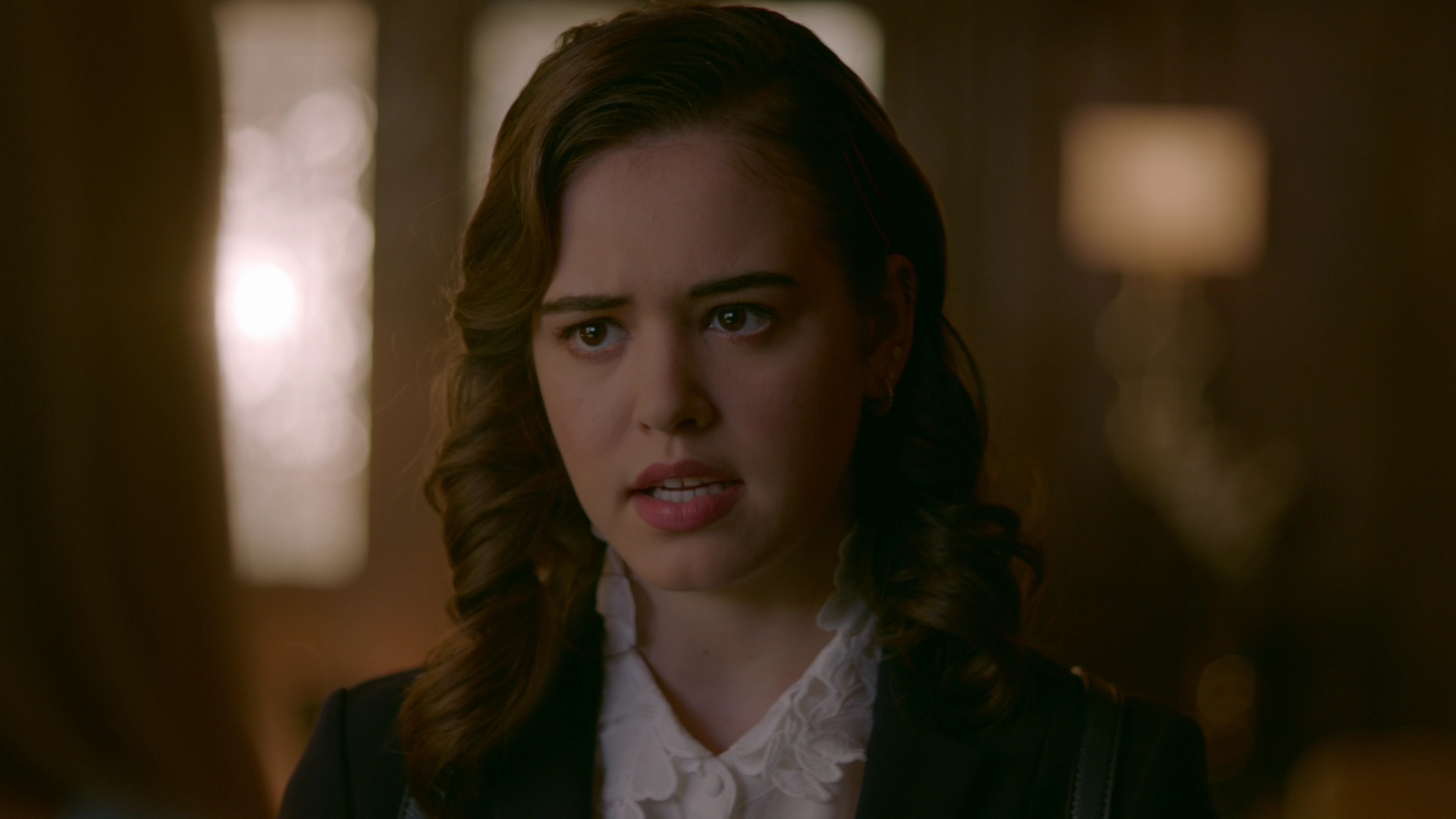 VampireDiariesWorld-dot-nl_Legacies1x15IllTellYouAStory00921.jpg VampireDiariesWorld-dot-nl_Legacies1x15IllTellYouAStory00921.jpg