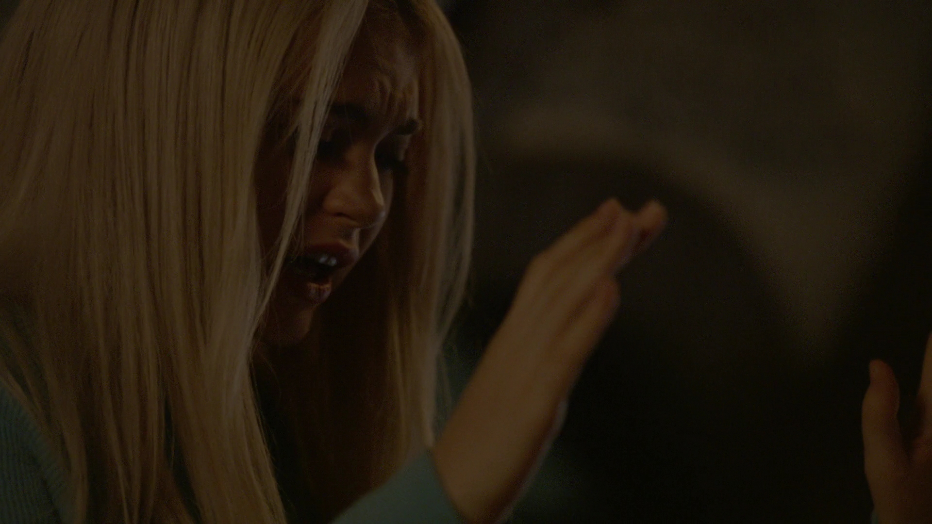 VampireDiariesWorld-dot-nl_Legacies1x15IllTellYouAStory01000.jpg