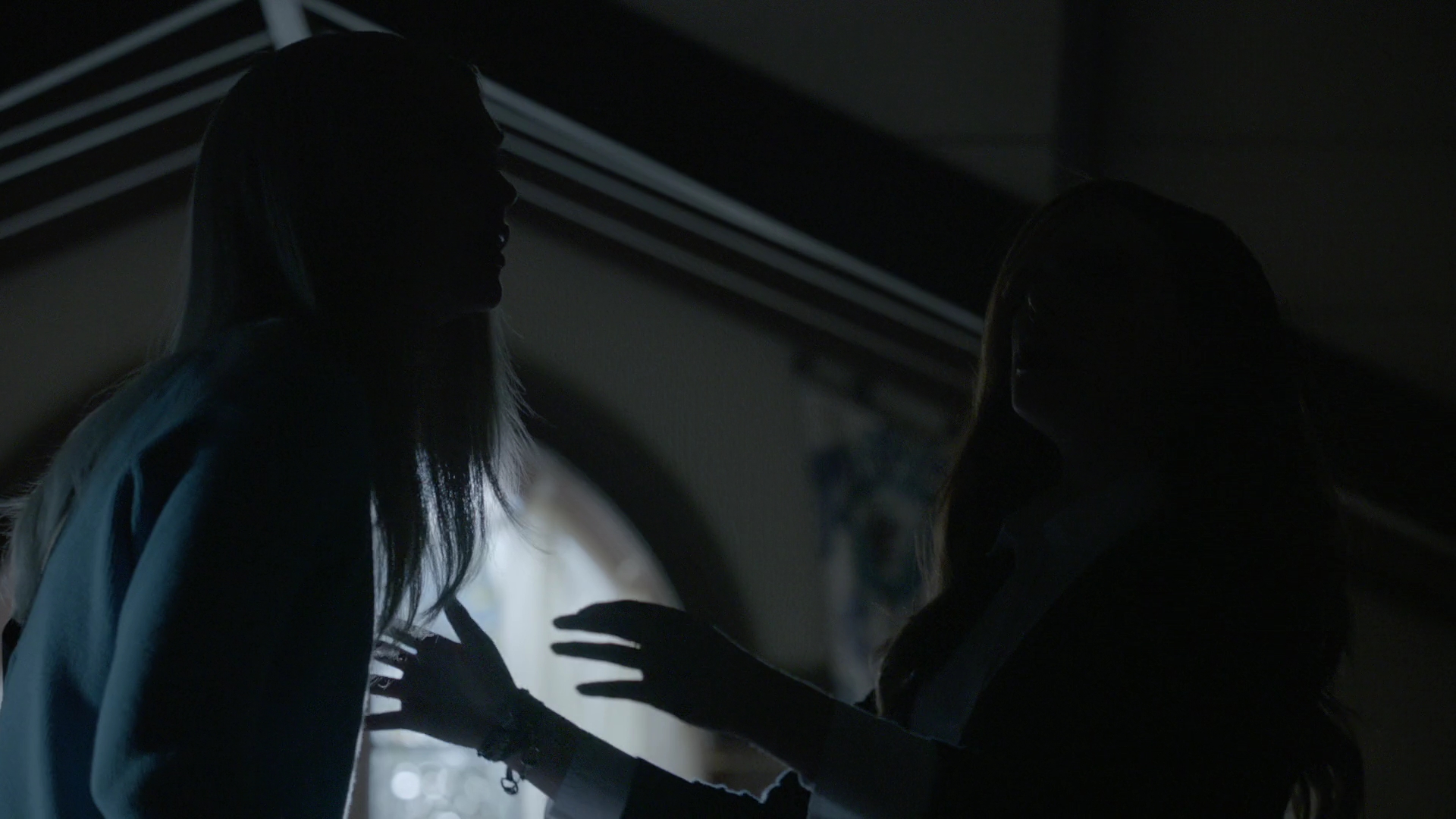 VampireDiariesWorld-dot-nl_Legacies1x15IllTellYouAStory01012.jpg