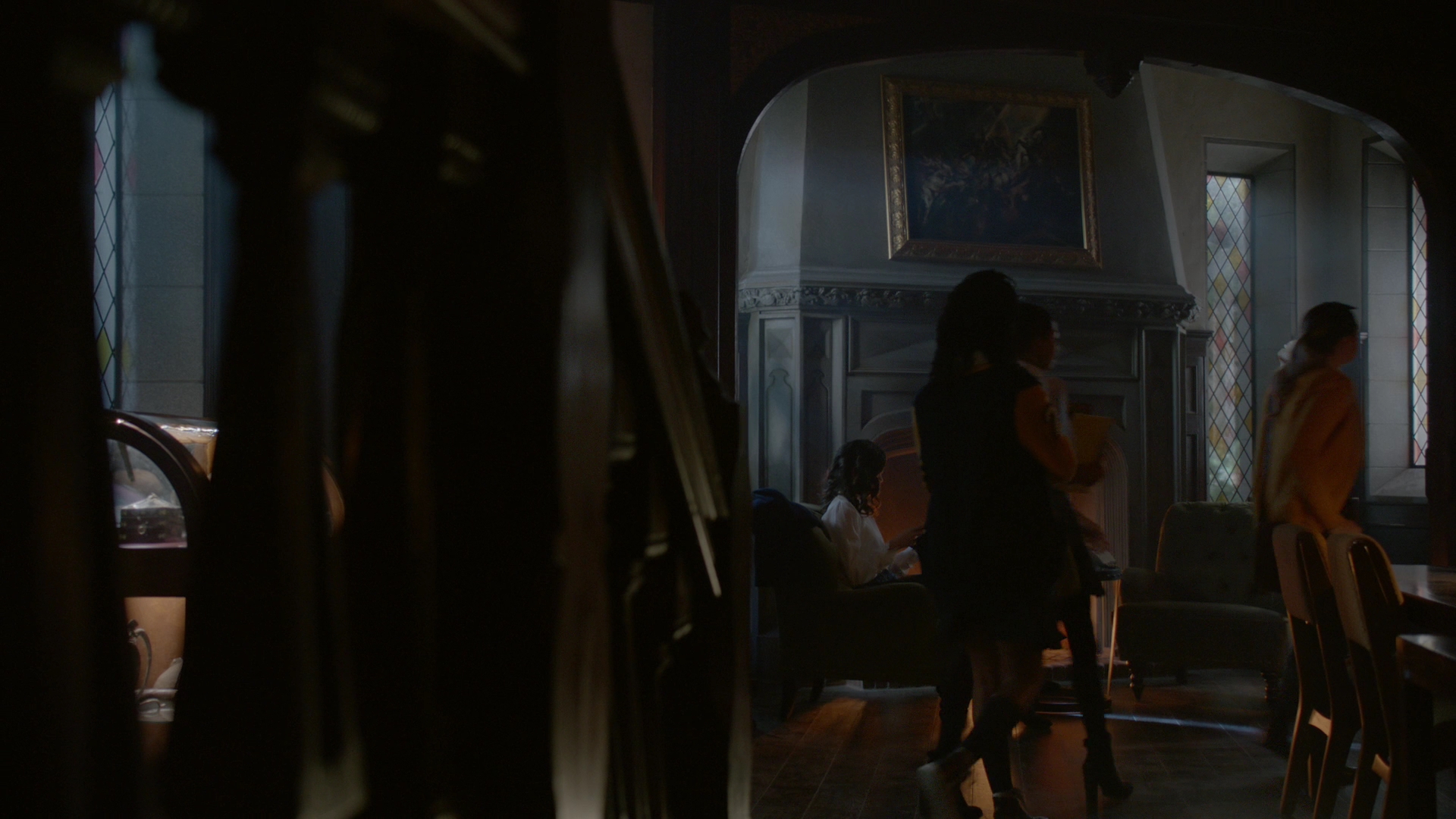VampireDiariesWorld-dot-nl_Legacies1x15IllTellYouAStory01023.jpg