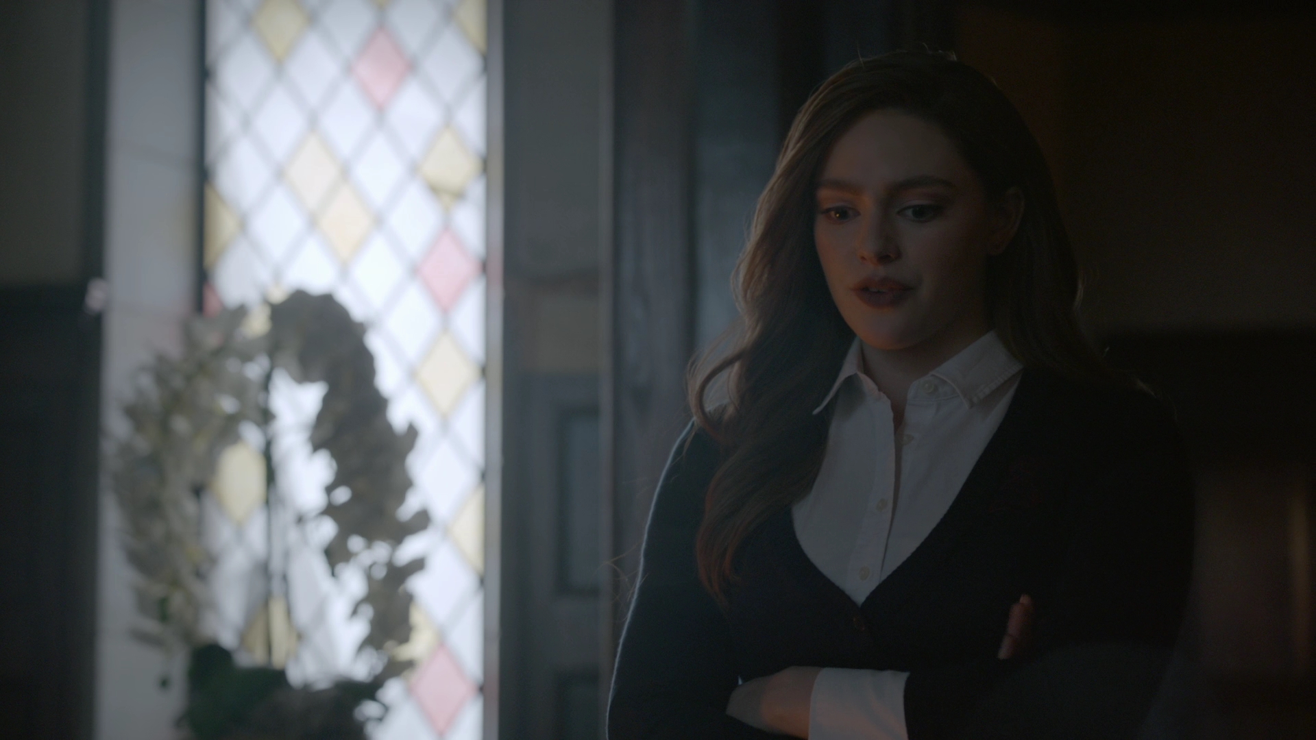VampireDiariesWorld-dot-nl_Legacies1x15IllTellYouAStory01033.jpg