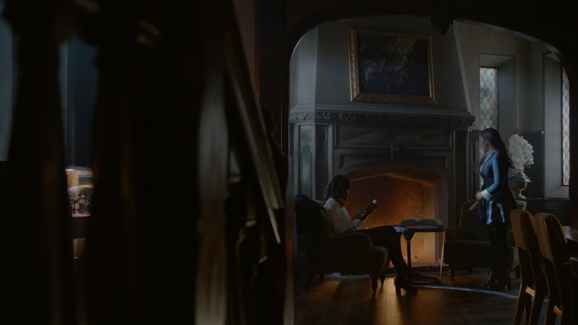 VampireDiariesWorld-dot-nl_Legacies1x15IllTellYouAStory01039.jpg
